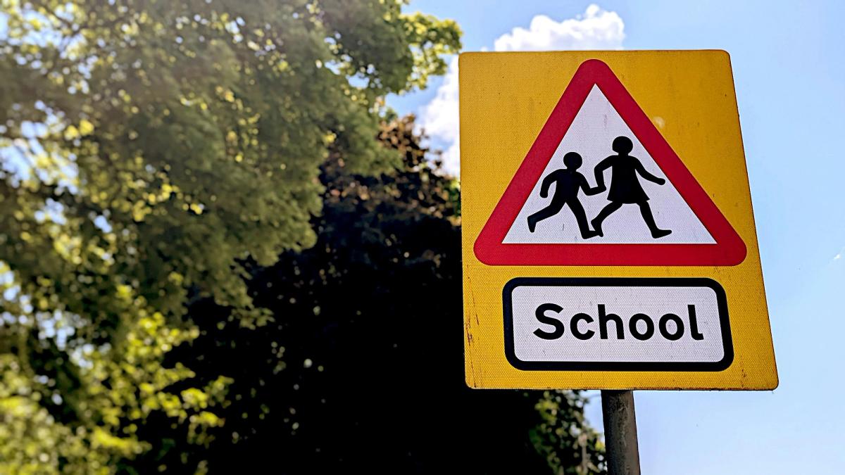 Traffic down 50% outside Lambeth schools as School Streets go permanent