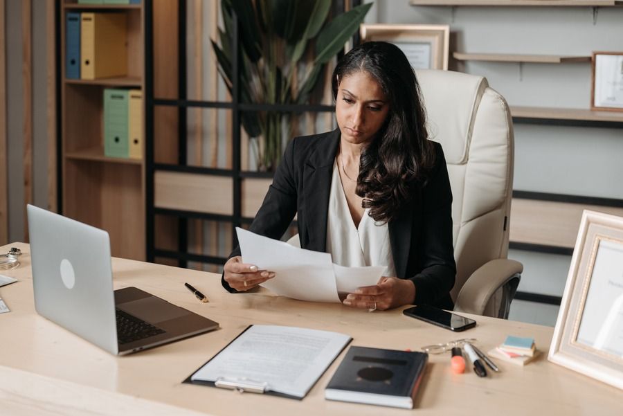 Se différencier avec un CV d’avocat en droit des affaires