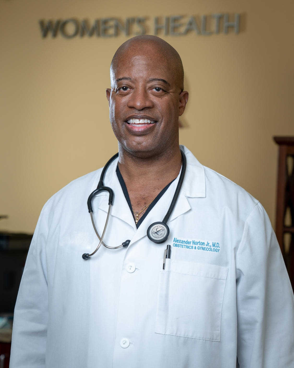 Dr. Alexander Norton, Jr. highly qualified OB_GYN in Las Vegas and Pahrump