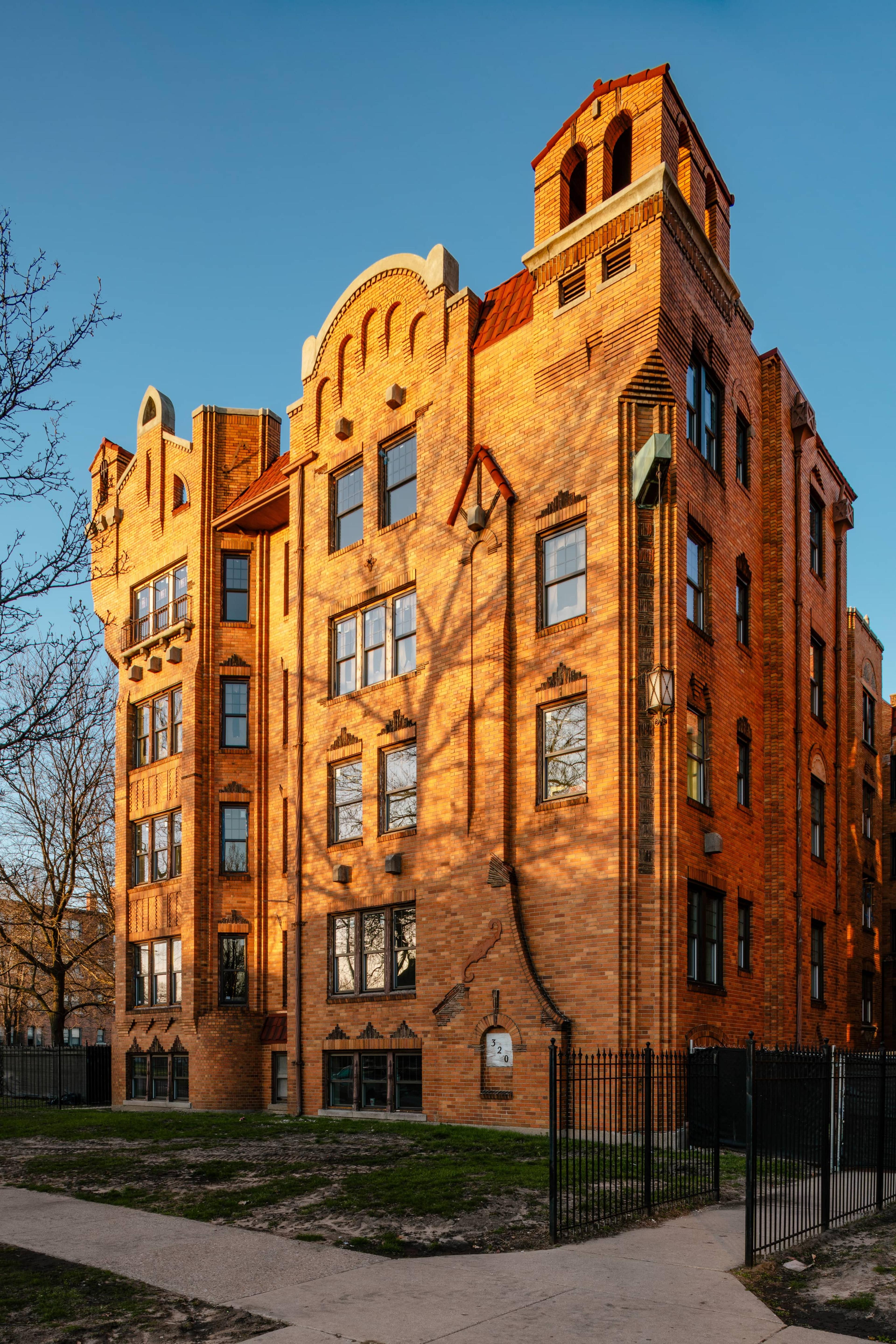 EL TOVAR APARTMENTS, ORIGINALLY BUILT IN 1928, UNDERGOING RENOVATION BY GREATWATER OPPORTUNITY CAPITAL.