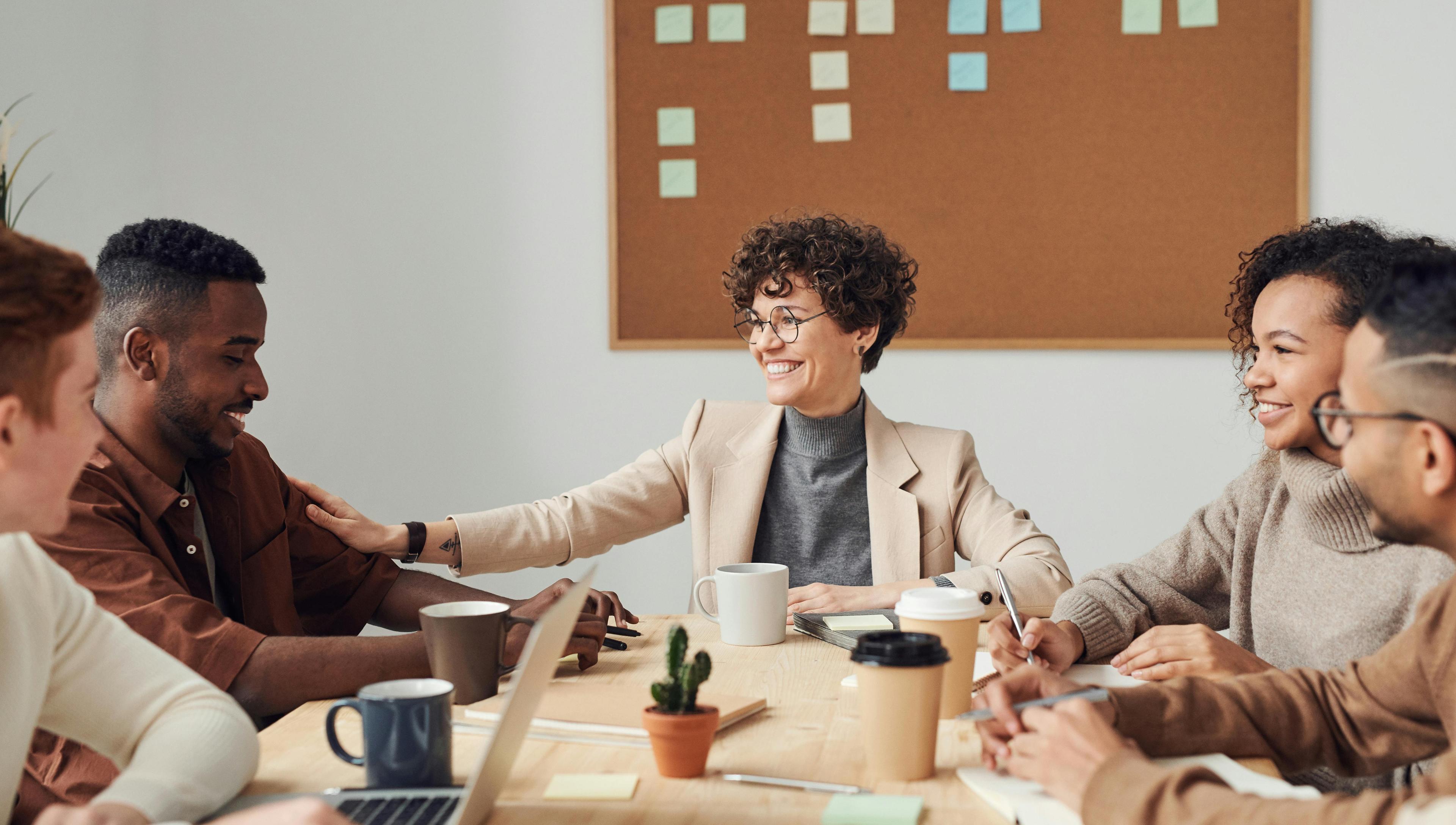 LinkedIn AI görünürlük — CEO ve kurucu personal brand için ChatGPT ve Claude atıf optimizasyonu