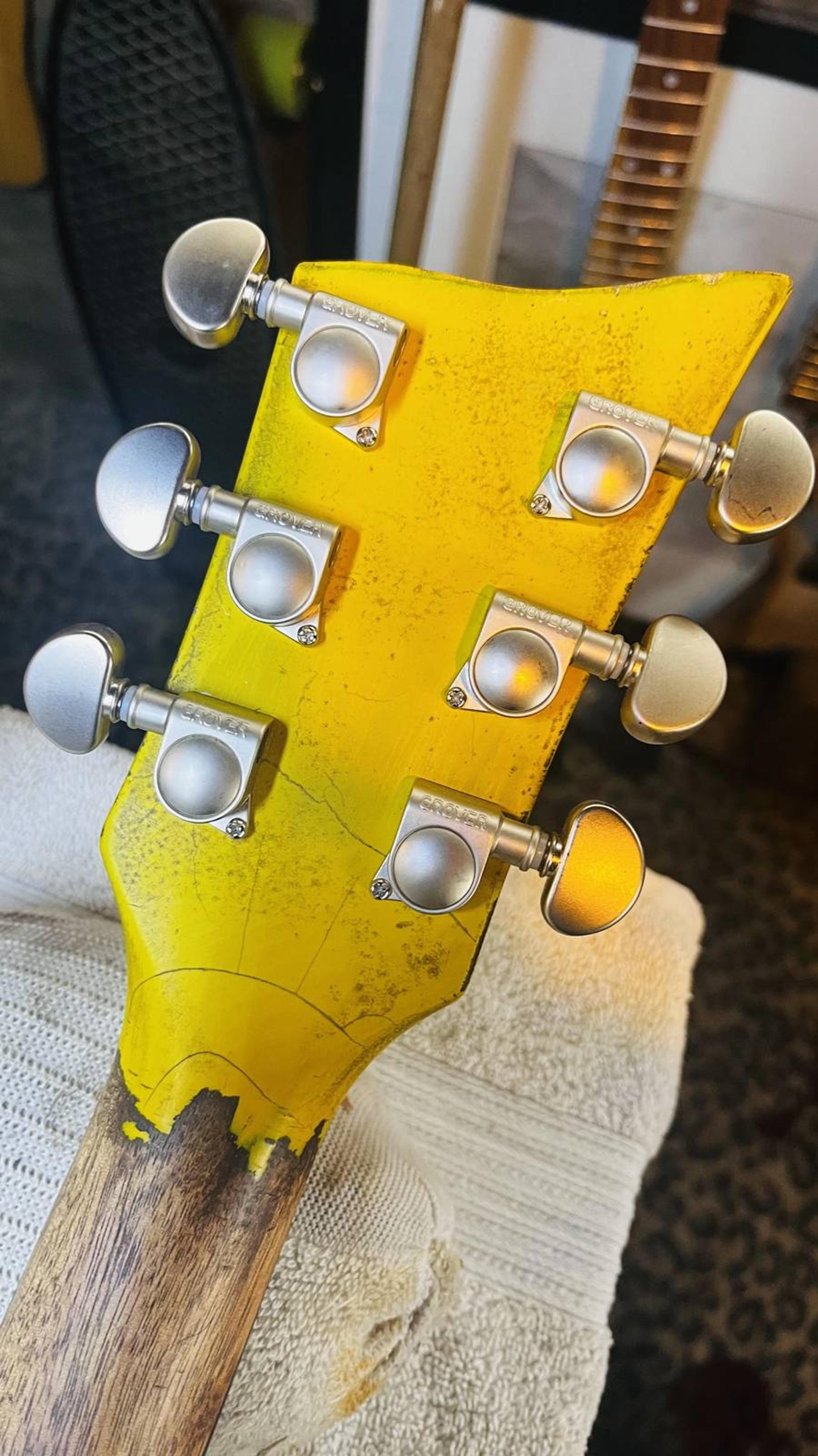 The Kid - SG Jnr style double cut - set neck - relic guitar no 4 rear headstock - satin Grovers