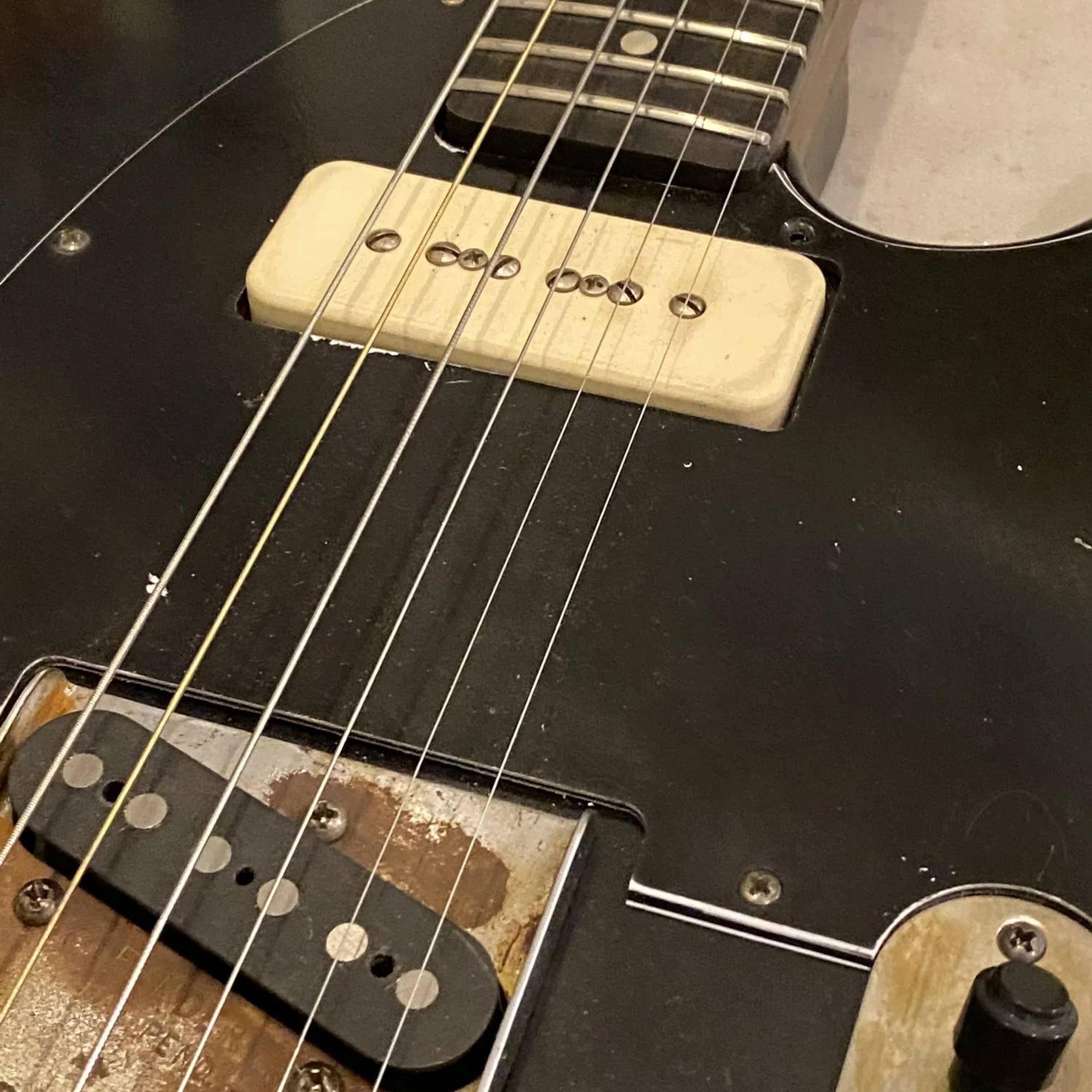 The Crow - body detail, relic black
