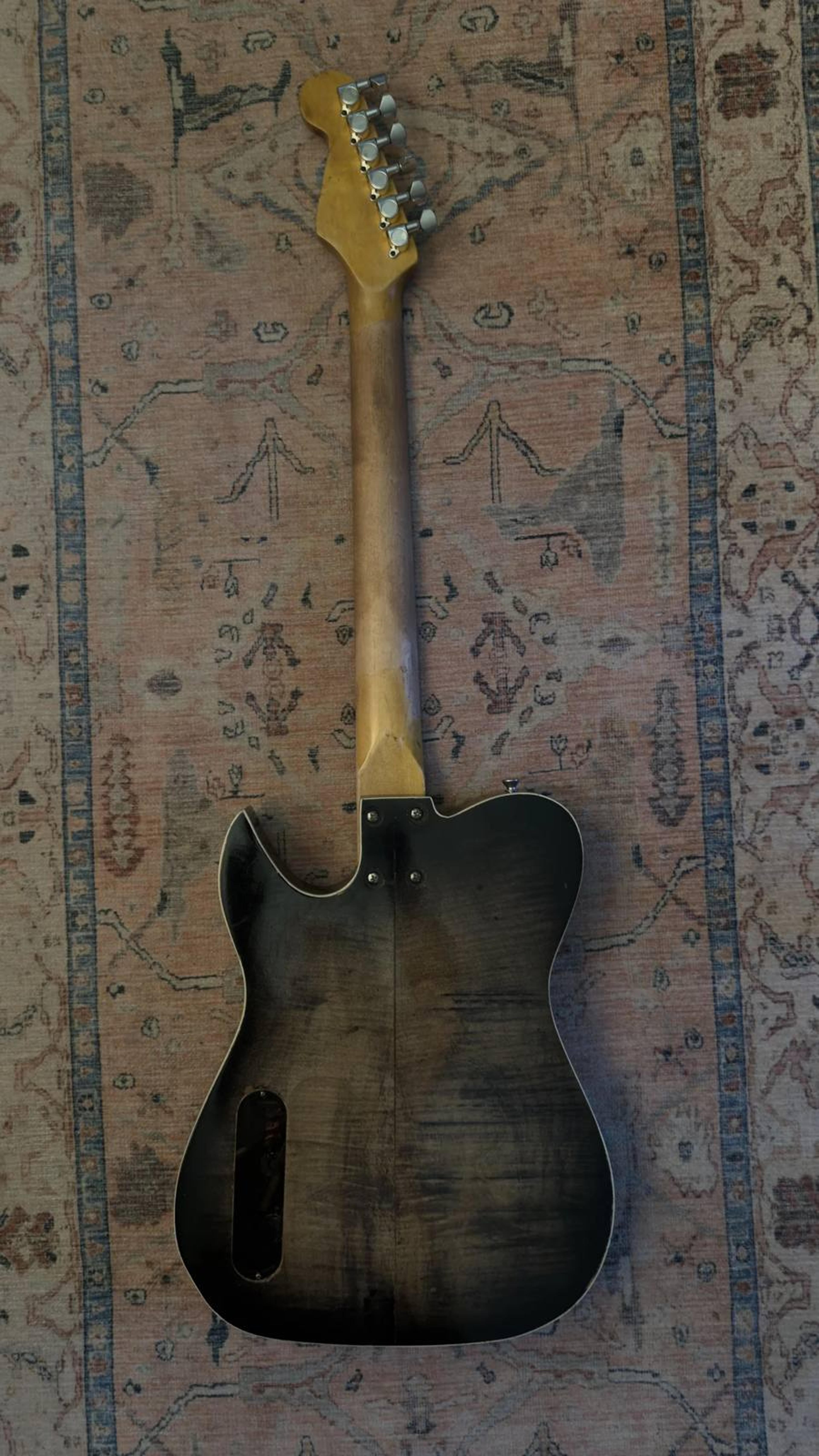 The Lost Model Thickline - Hollow body, flame maple cap, sycamore back, maple neck, rosewood board, Thomas Nilsen HB sized P90 neck, BKP Old Guard bridge, relic tobaccoburst paint, Double bound guitar from Blind Johns Guitars - back 3