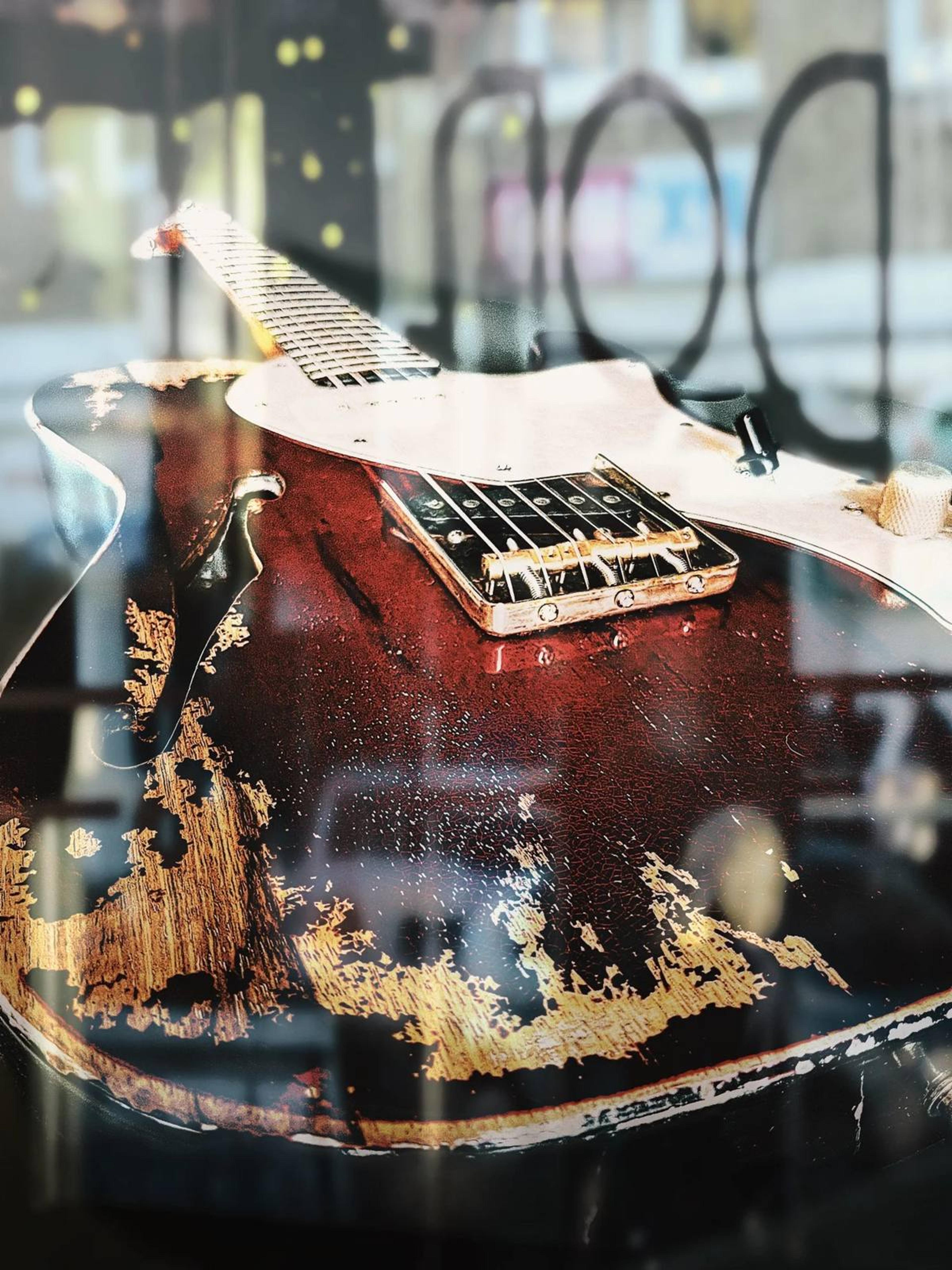 The Sinner - Thickline no 4 - heavy relic red burst semi hollow T-style