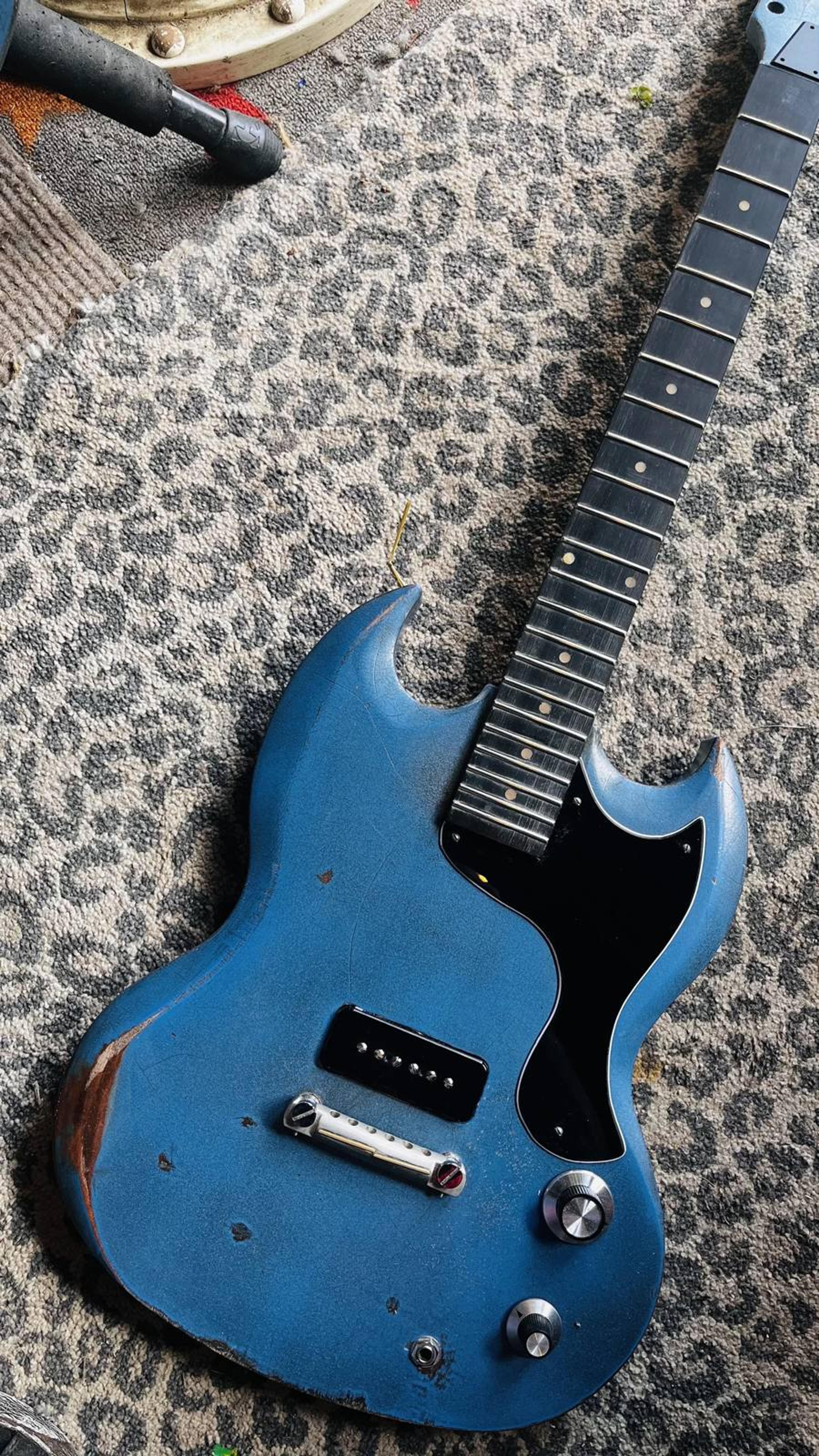 The Kid - SG Jnr style double cut - set neck - relic guitar - Build shot 1