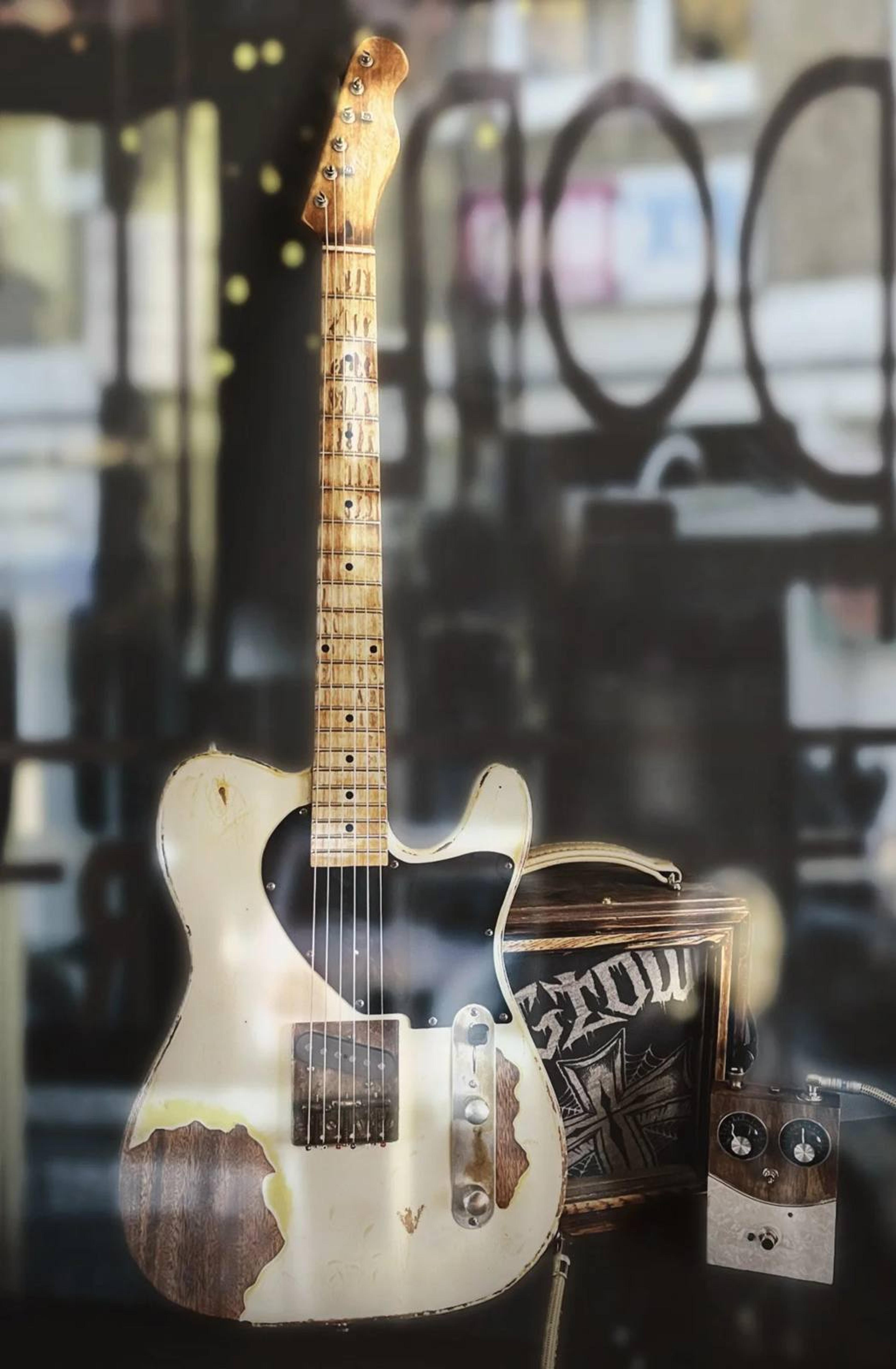 The Gent - Esquire single pickup Tele style custom guitar - Ad 3