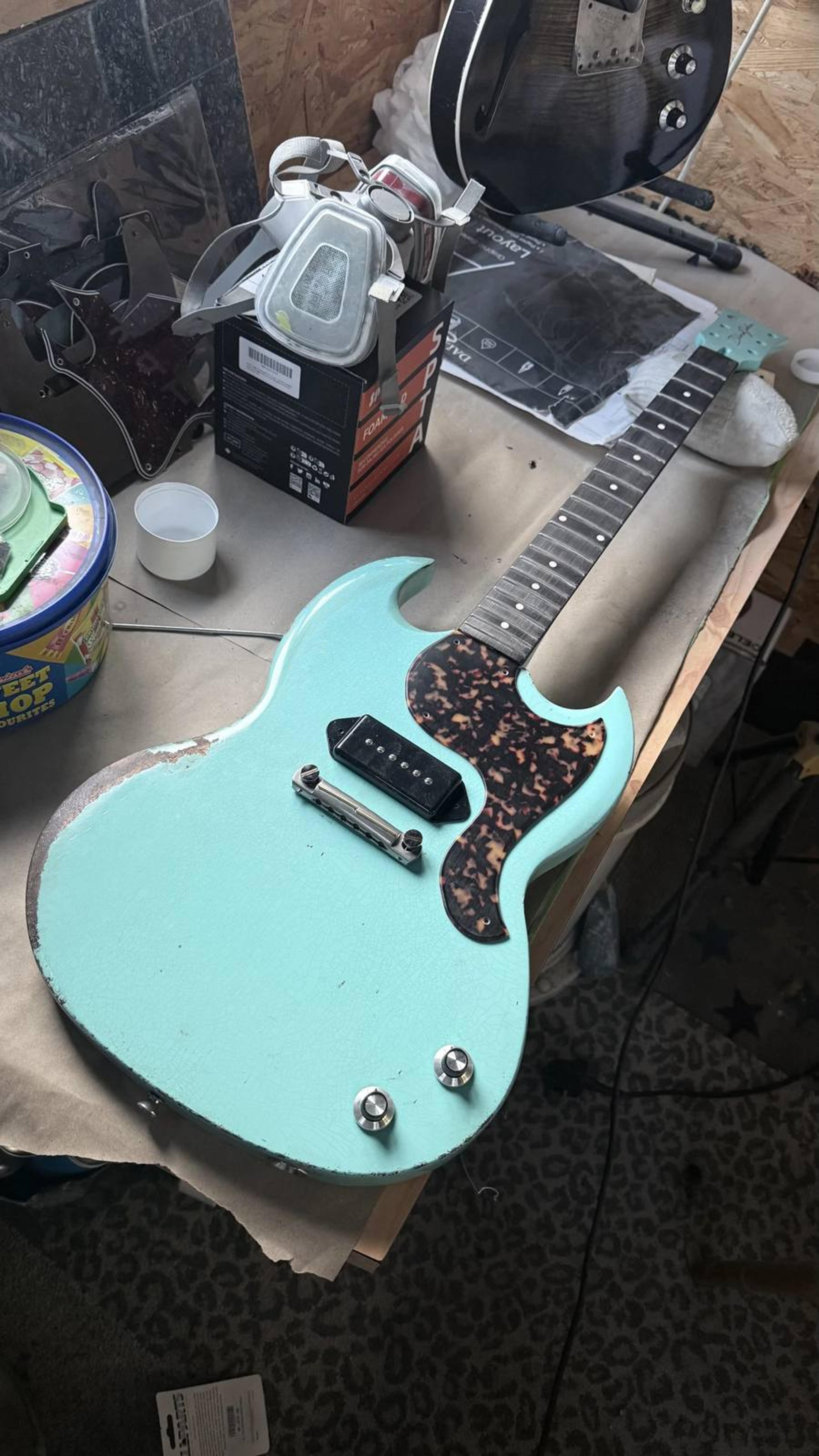 The Kid - SG Jnr style double cut - set neck - relic surf green with Tort celluloid acetate hand cut pickguard - Thomas Nilsen Dog Ear P90