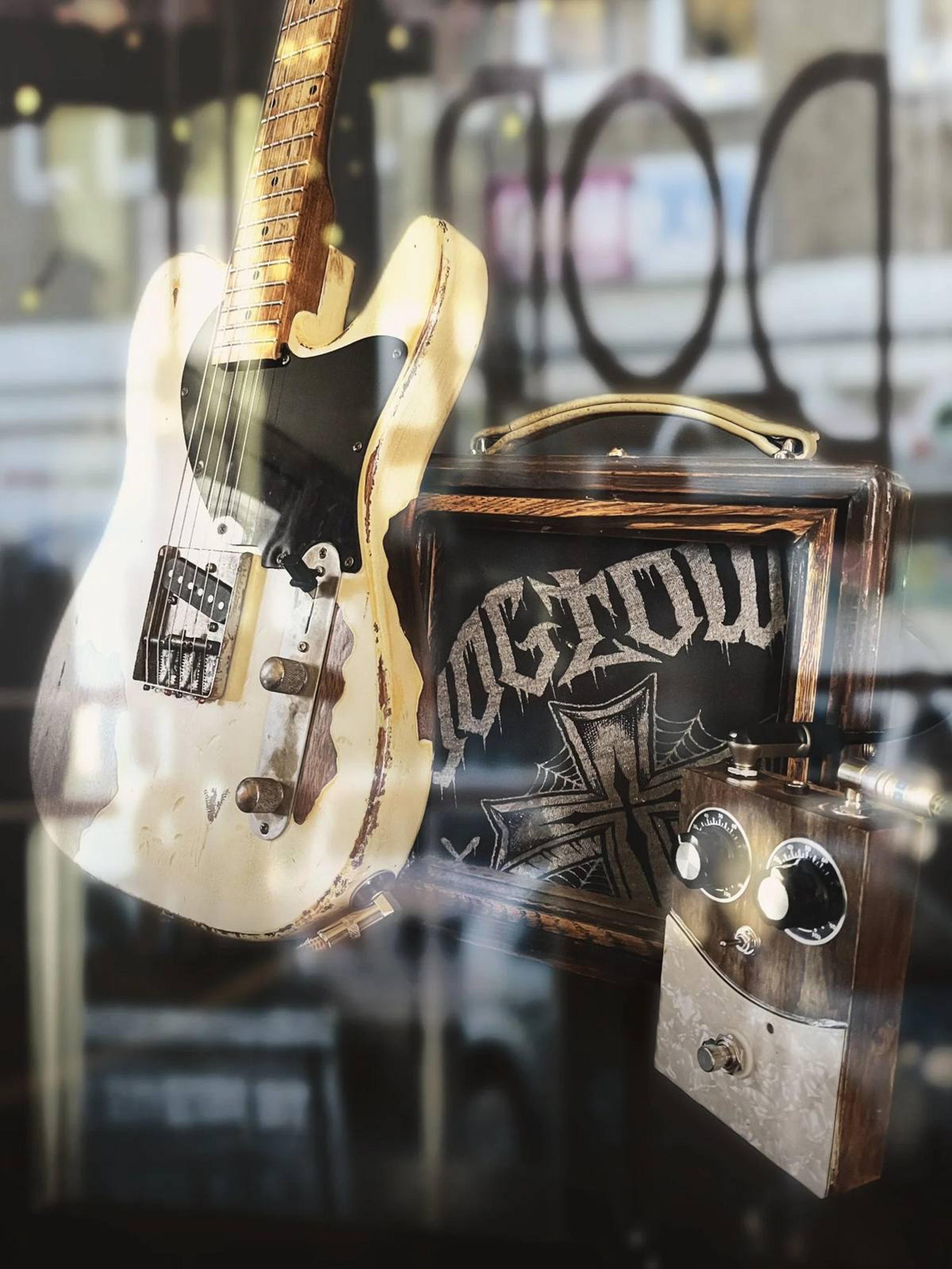 The Gent - Esquire single pickup Tele style custom guitar - Ad 2