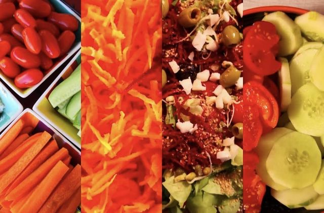 Assiettes de crudités et de légumes colorés