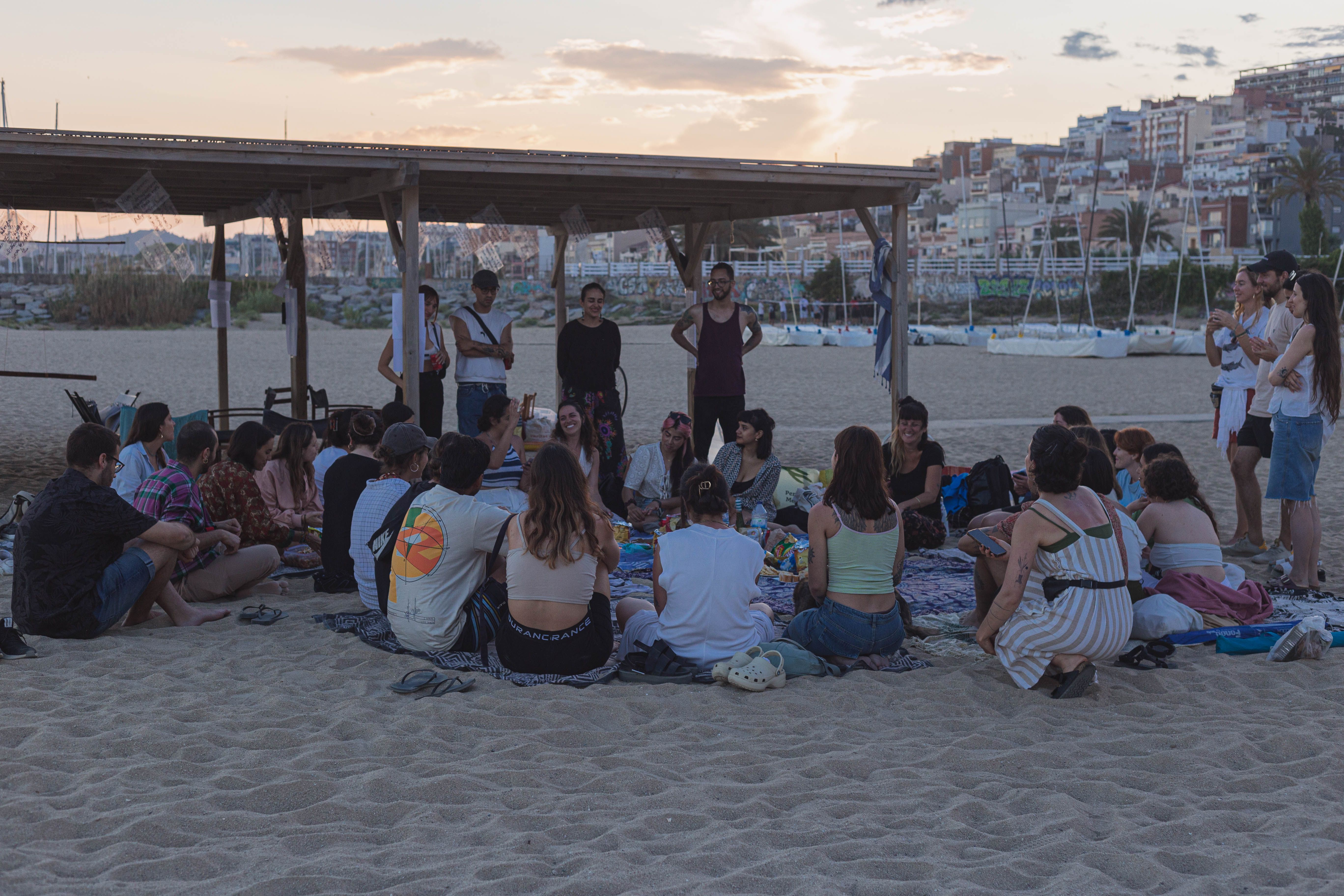 Duré una tovallola de color blau 3