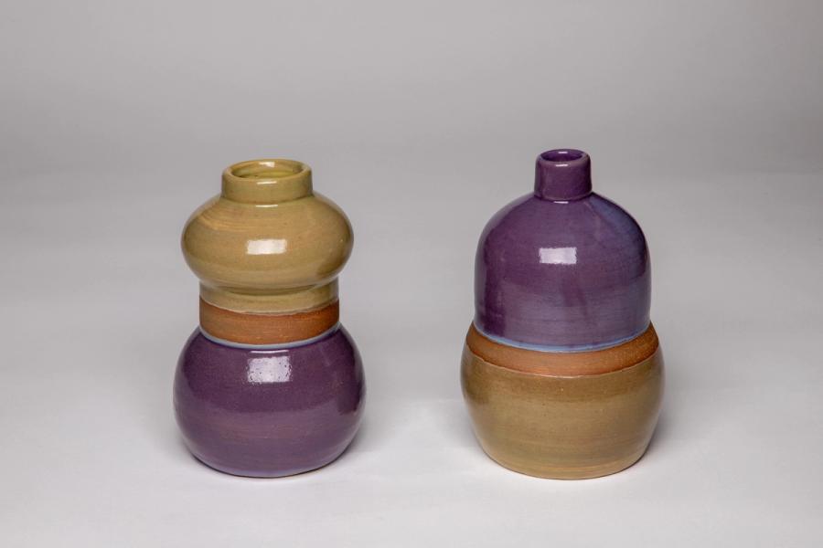 Set of two medium pots, porcelanous stoneware