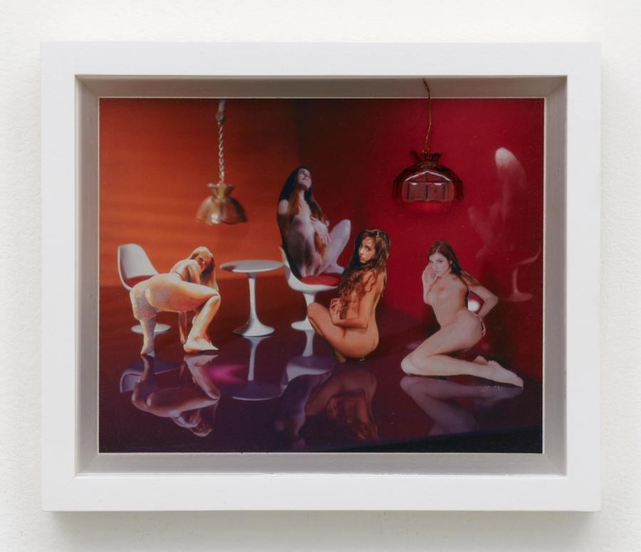 Color Pictures/Deep Photos (Four Women/Two Lamps)