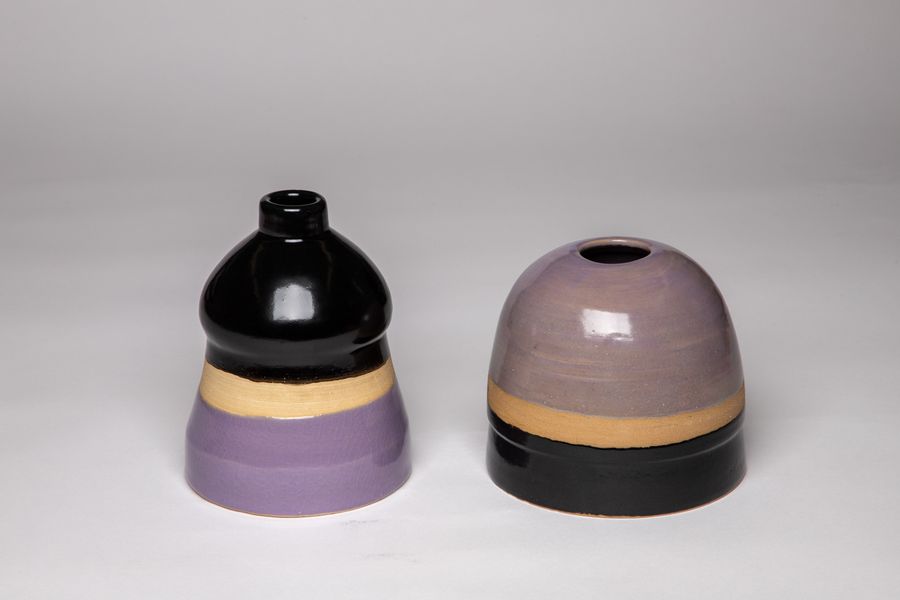 Set of two medium pots, porcelanous stoneware