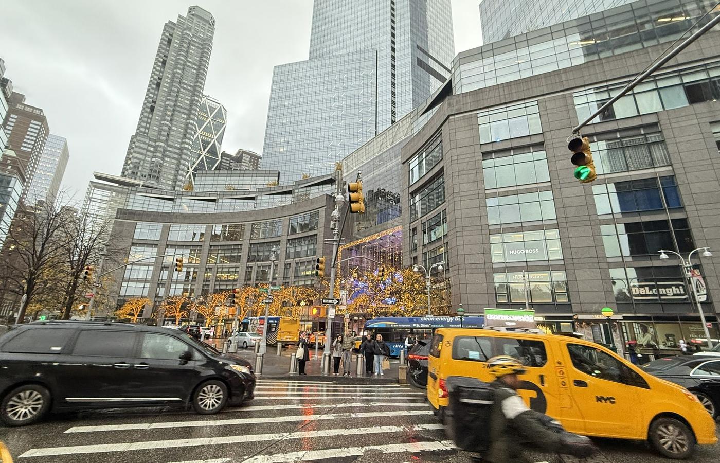 Deutsche Bank Center, 그 이름이 바뀌기까지의 이야기