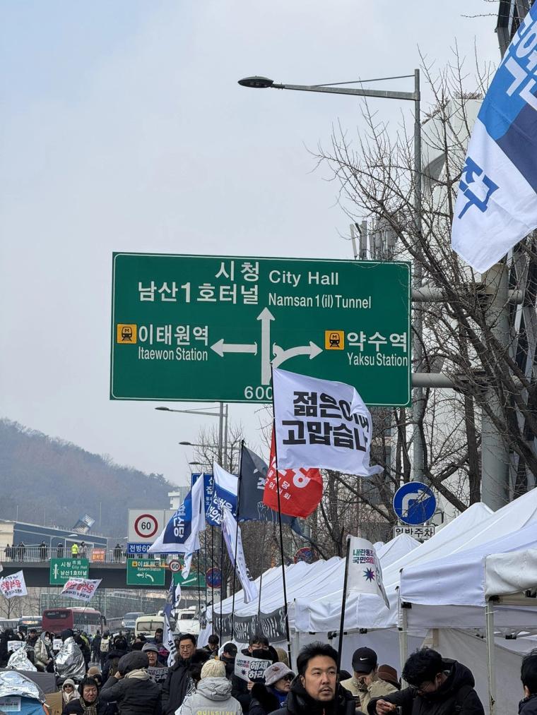 [출처: @symposion_ ]