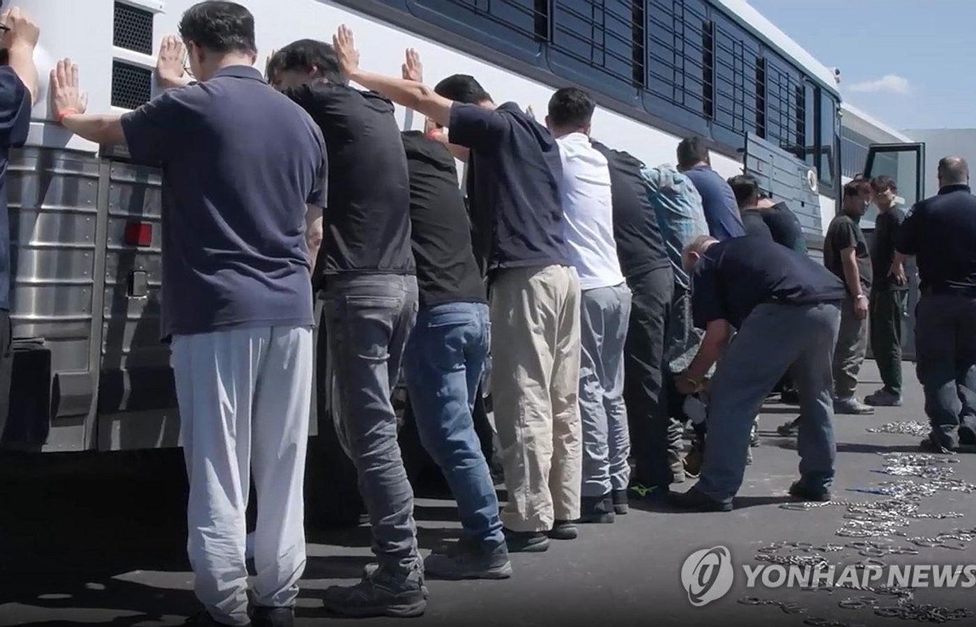한국인 구금자 영사 면담…美측에 “최대한 배려해달라”