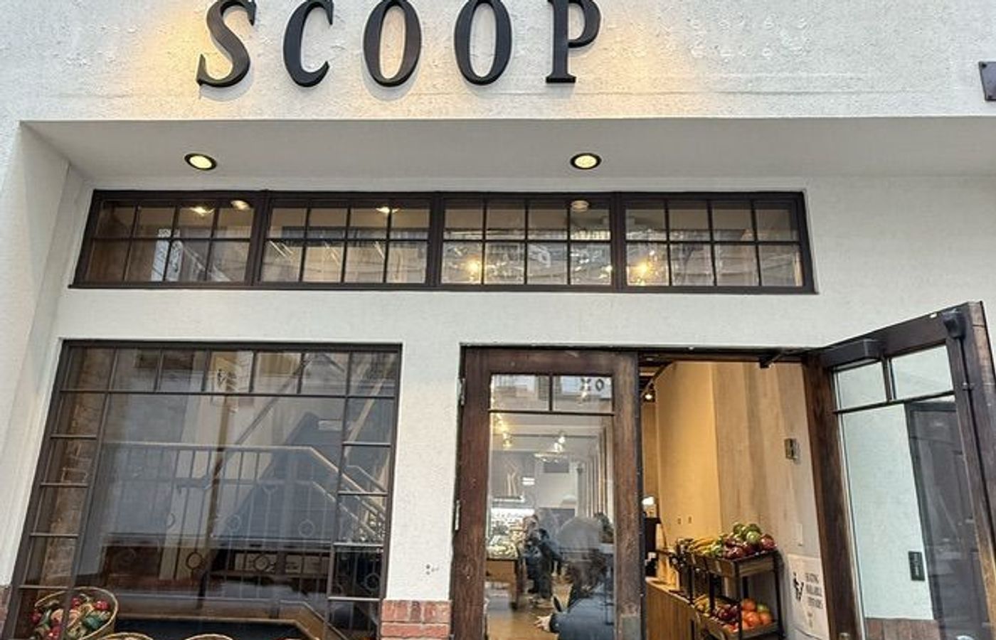 뉴요커들의 가벼운 아침과 점심- SCOOP