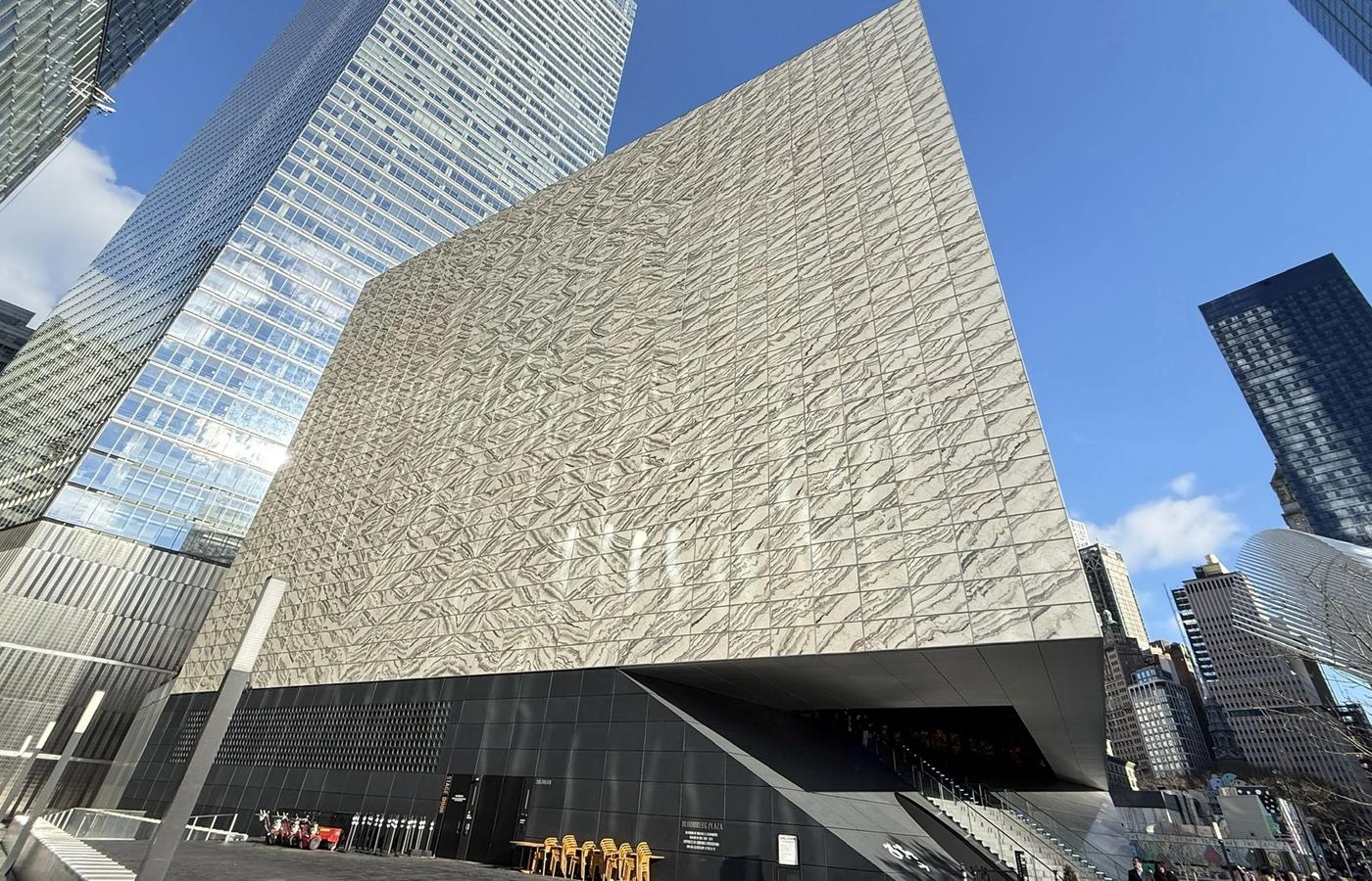 빛과 공간의 변주: 뉴욕 펄먼 공연예술센터(PAC NYC)의 미학적 성취