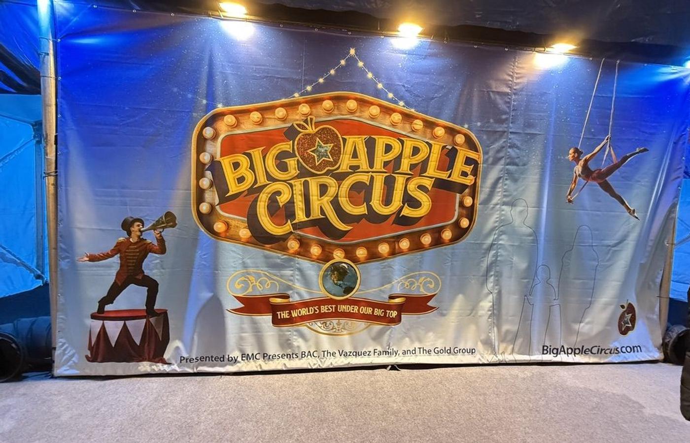 겨울의 링컨센터, 빅탑 안으로 들어가다 – Big Apple Circus