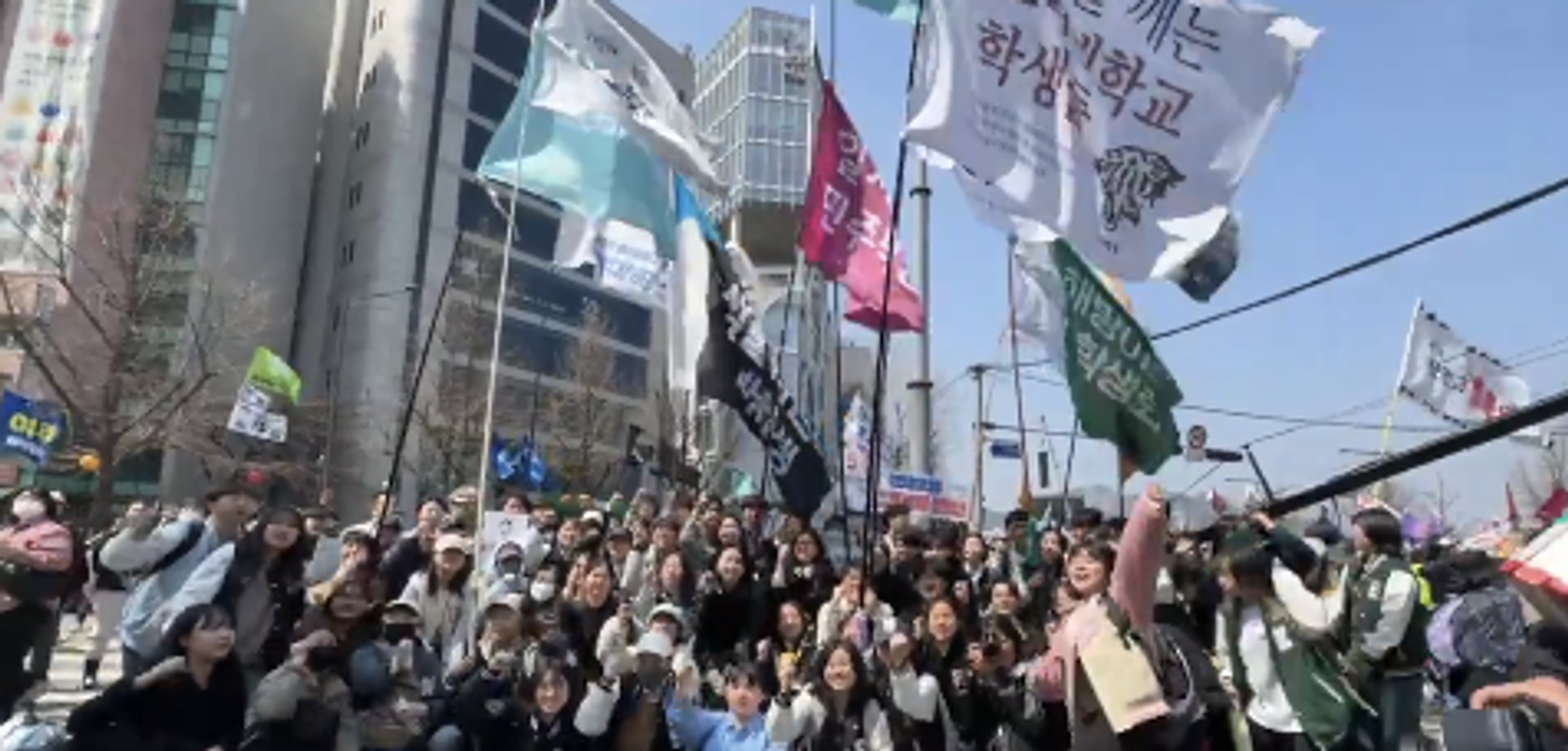 [출처:@UnivStaf2024]