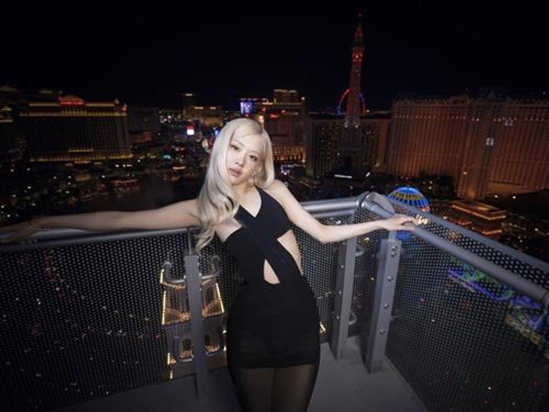 BLACKPINK’s Rose is seen in this photo co-provided by Warner Music Korea and Colin Tilley. (PHOTO NOT FOR SALE) (Yonhap)