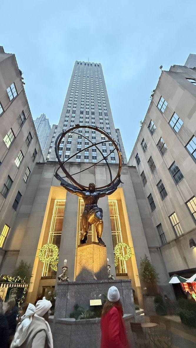 자본이 도시를 설계하던 순간부터 오늘까지- 록커펠러 센터 (Rockefeller Center)