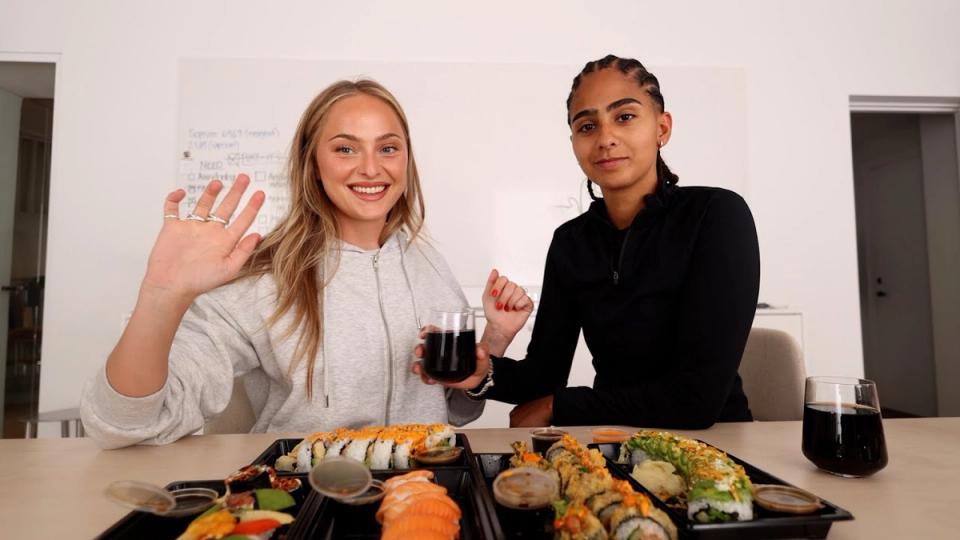 Rykten sprids om Alice Stenlöf och Amani Simonsens har gjort slut.