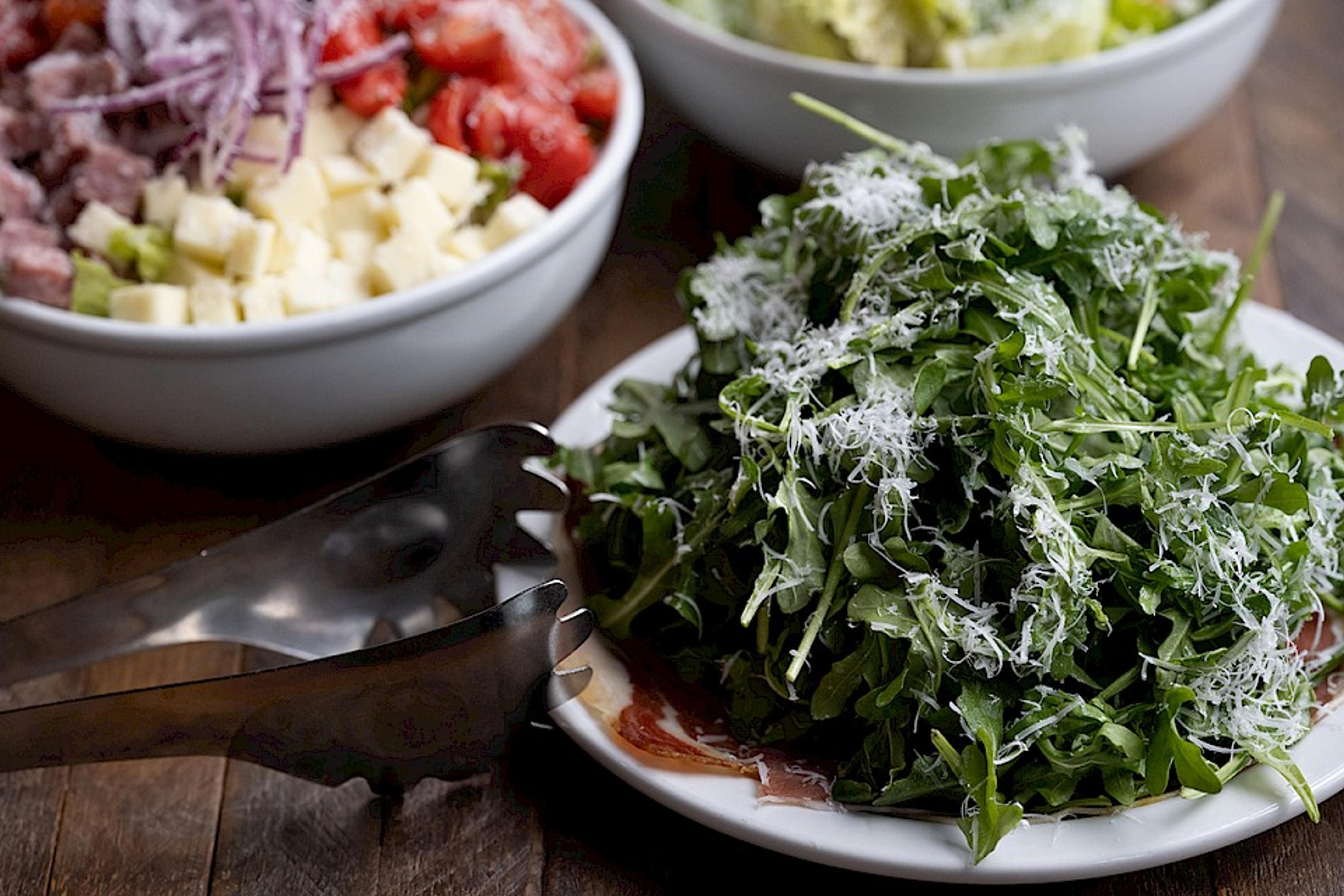 arugula salad with prosciutto and parmesan