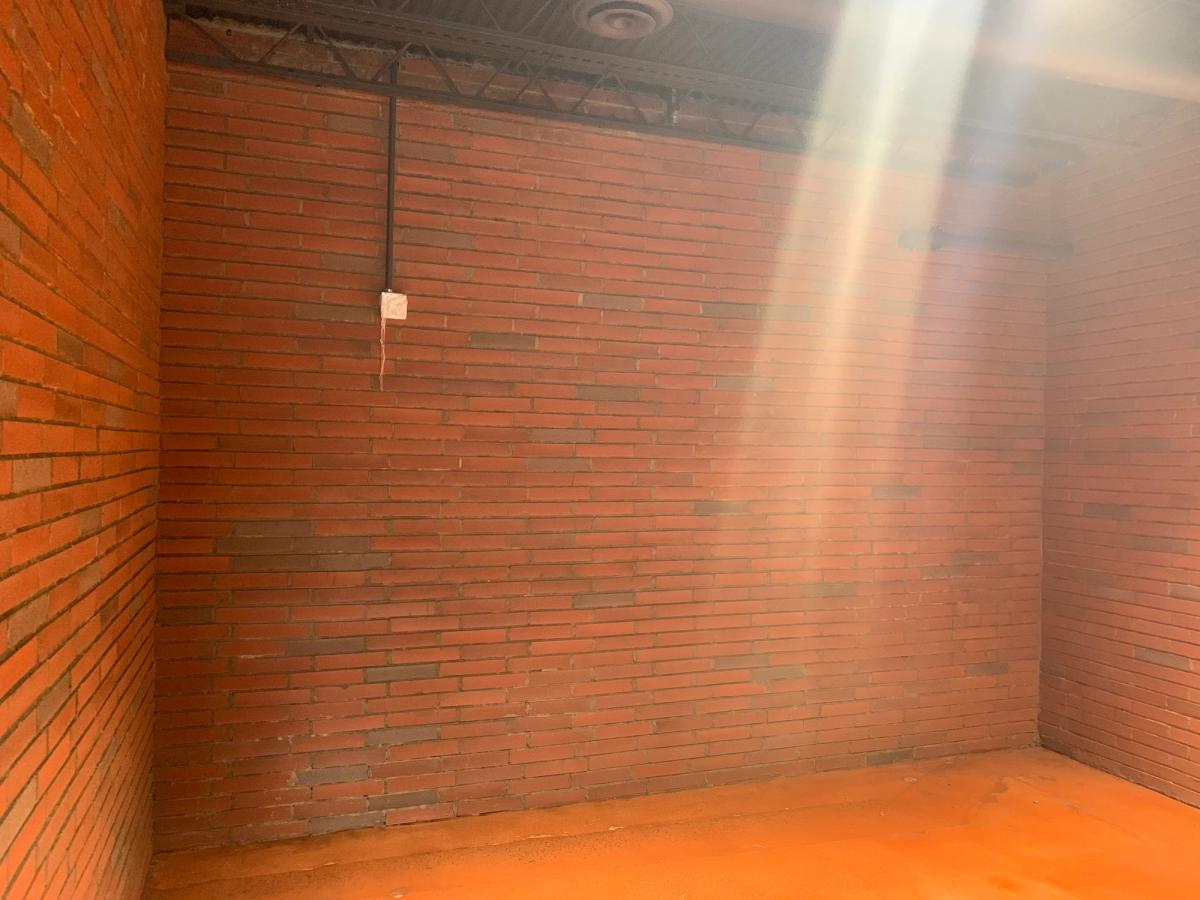 custom4way Fireplace And Face Brick image 8