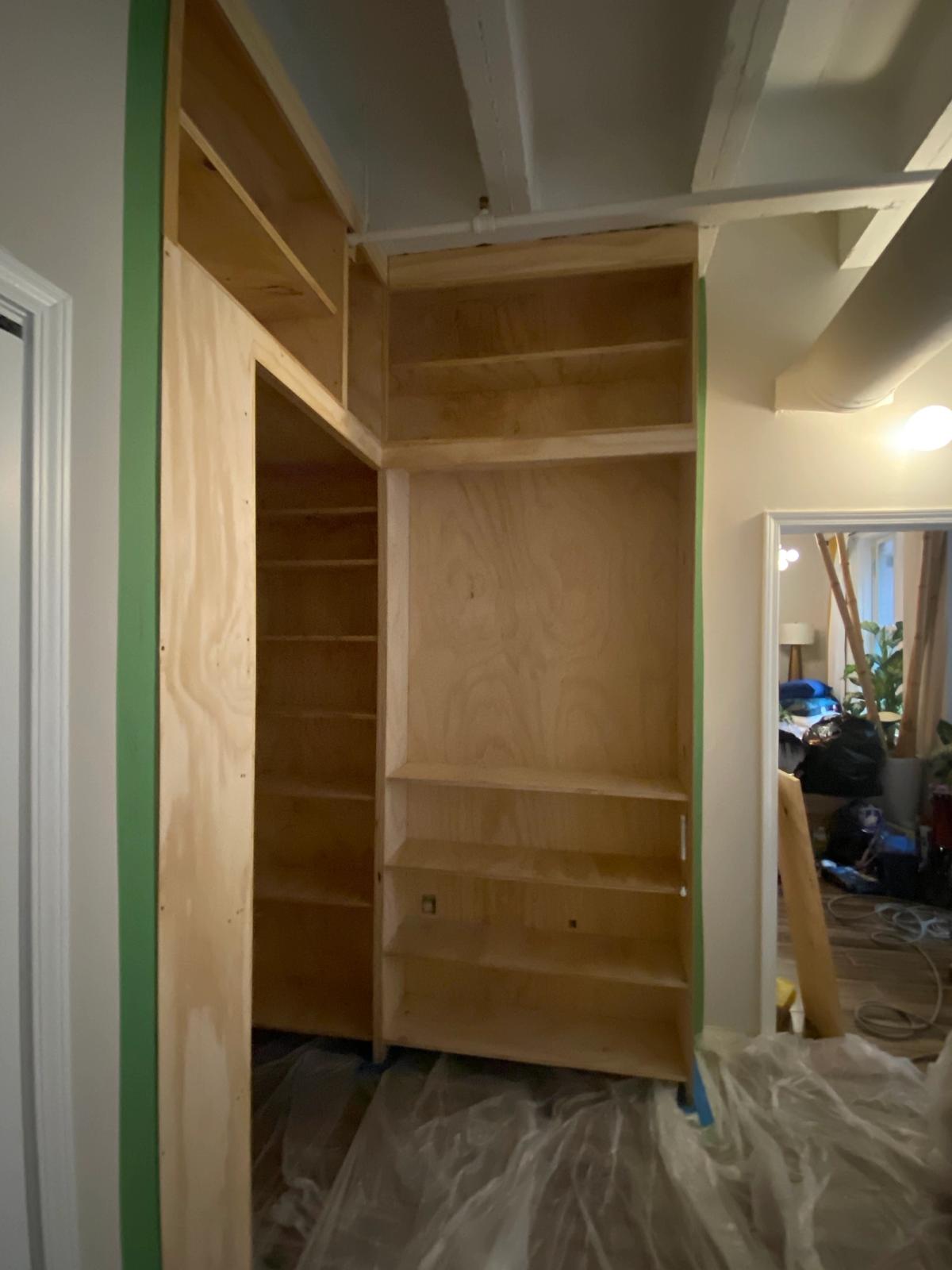 Peachtree A T L Custom Closet image 6