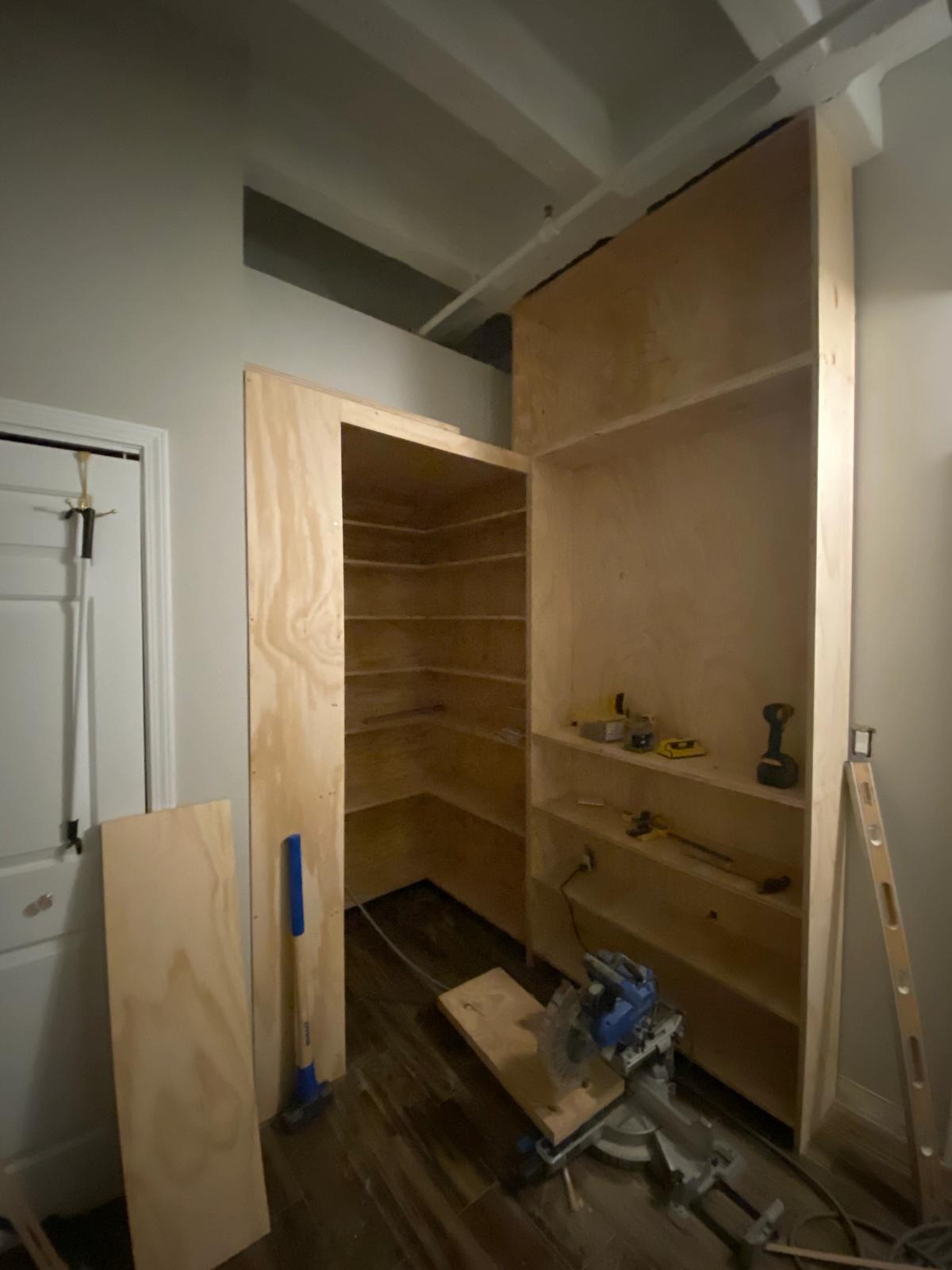 Peachtree A T L Custom Closet image 29