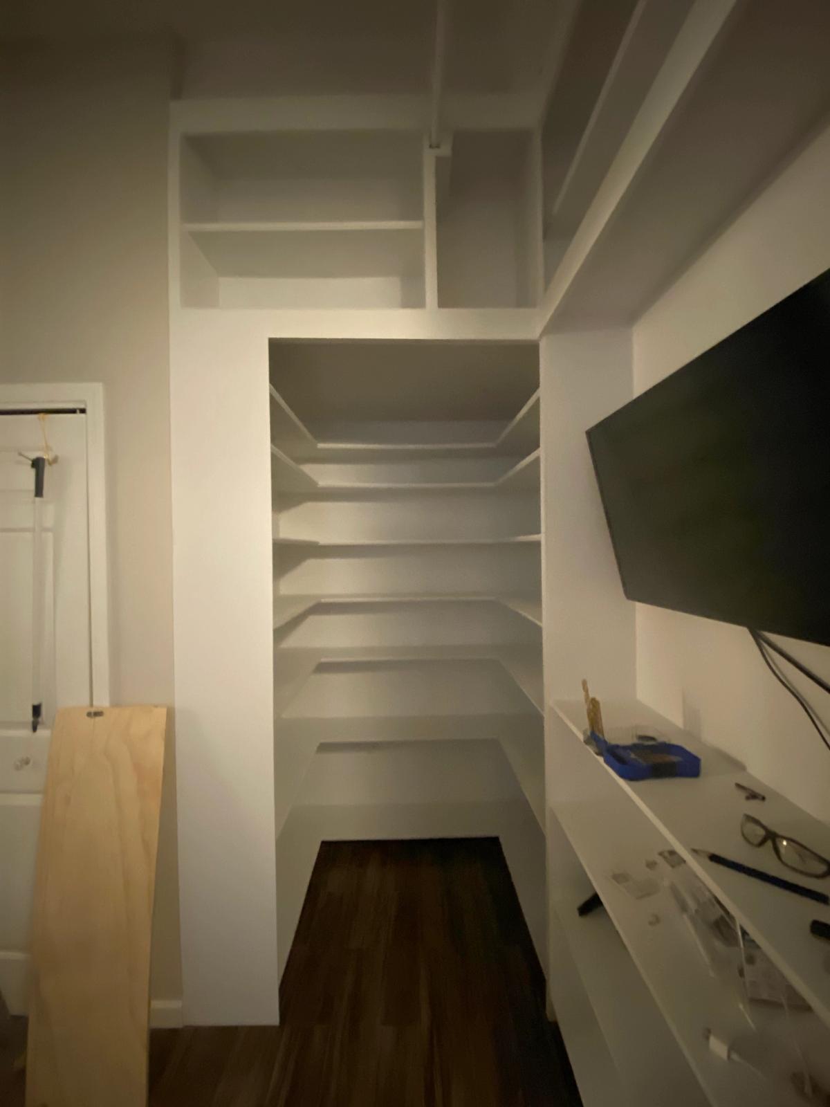 Peachtree A T L Custom Closet image 11