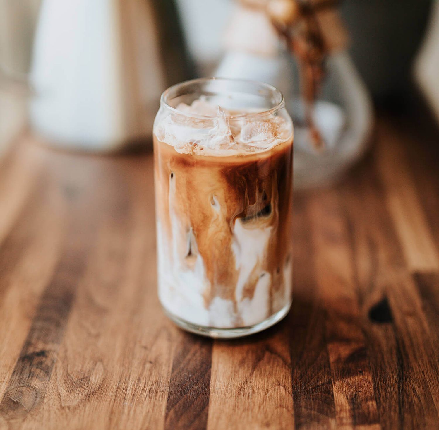 How to Make the Perfect Iced Latte at Home
