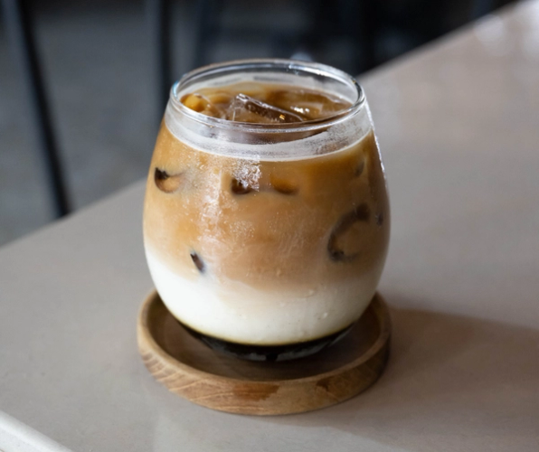Iced Brown Sugar Oatmilk Shaken Espresso: A Creamy, Dairy-Free Delight