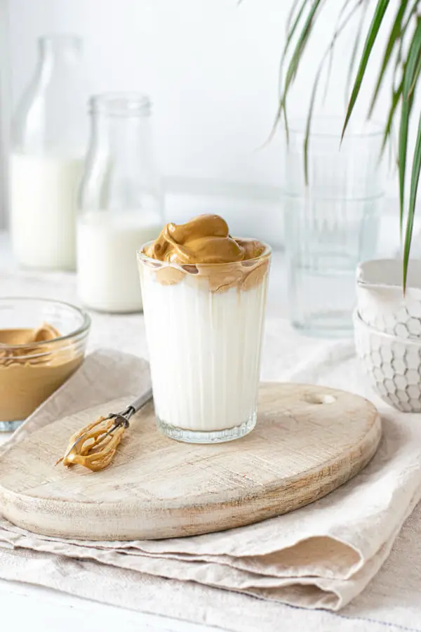 Dalgona Coffee with Pumpkin Spice & Caramel