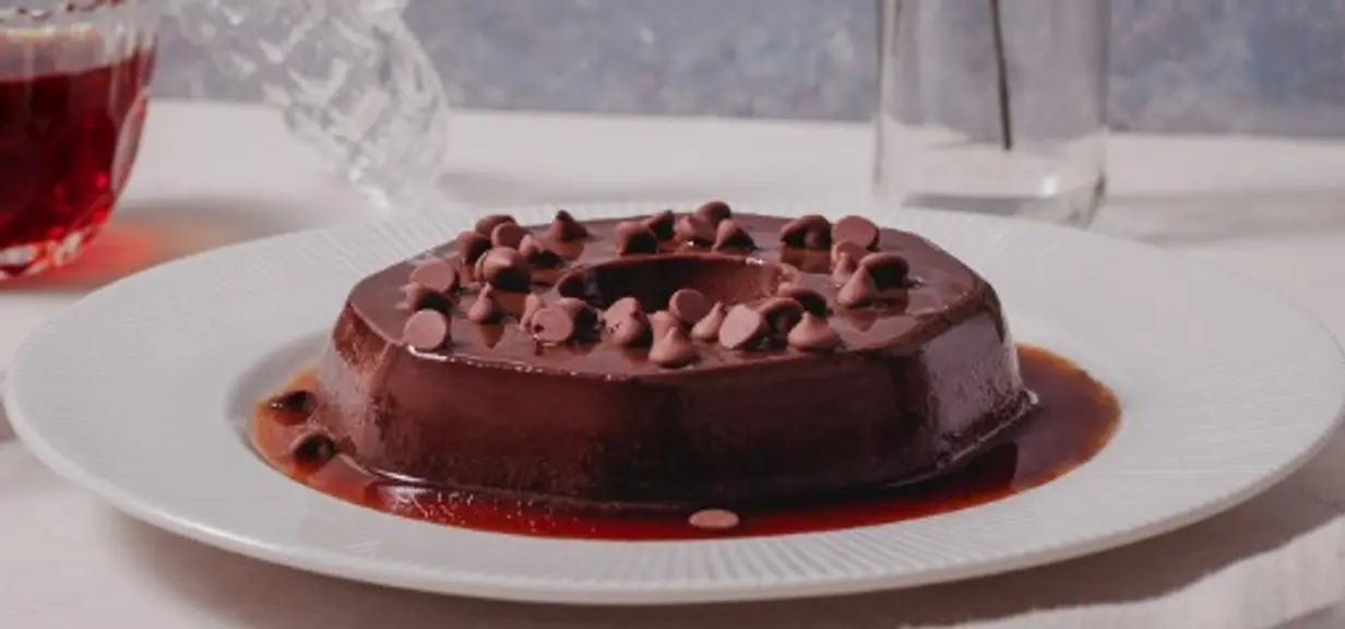 Mocha Mousse