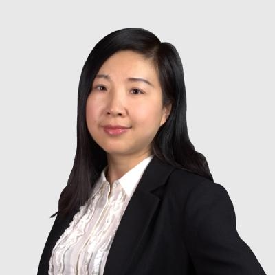 Headshot of Alice Zhou - Accountant