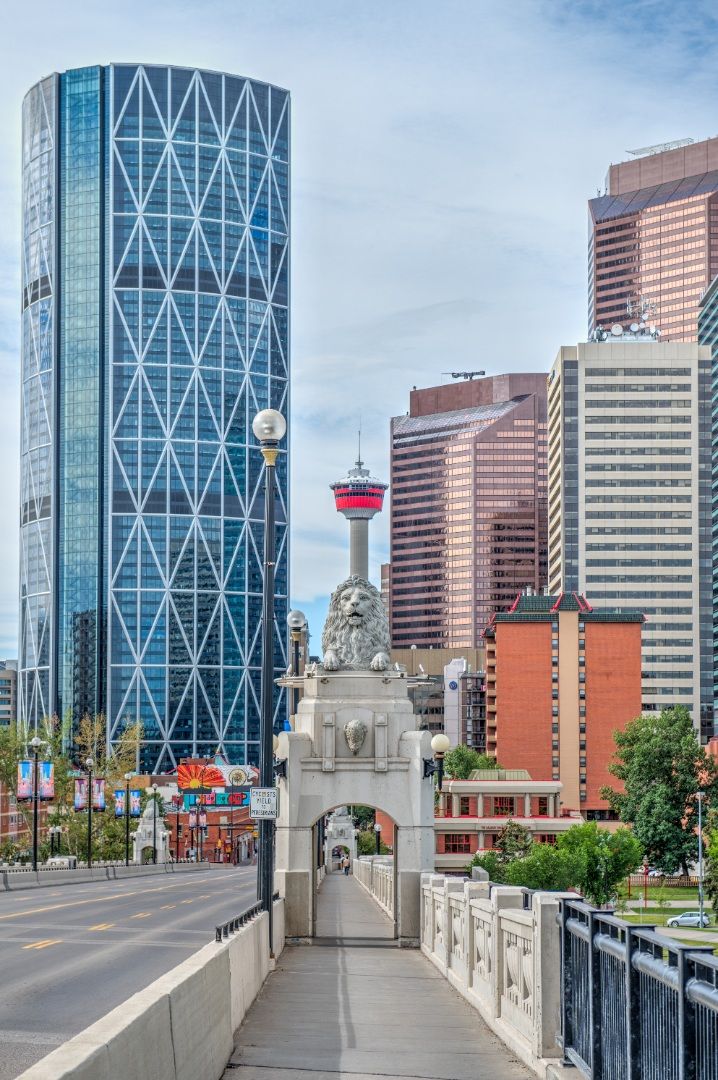 Downtown Calgary with the Calgary tower in the centre