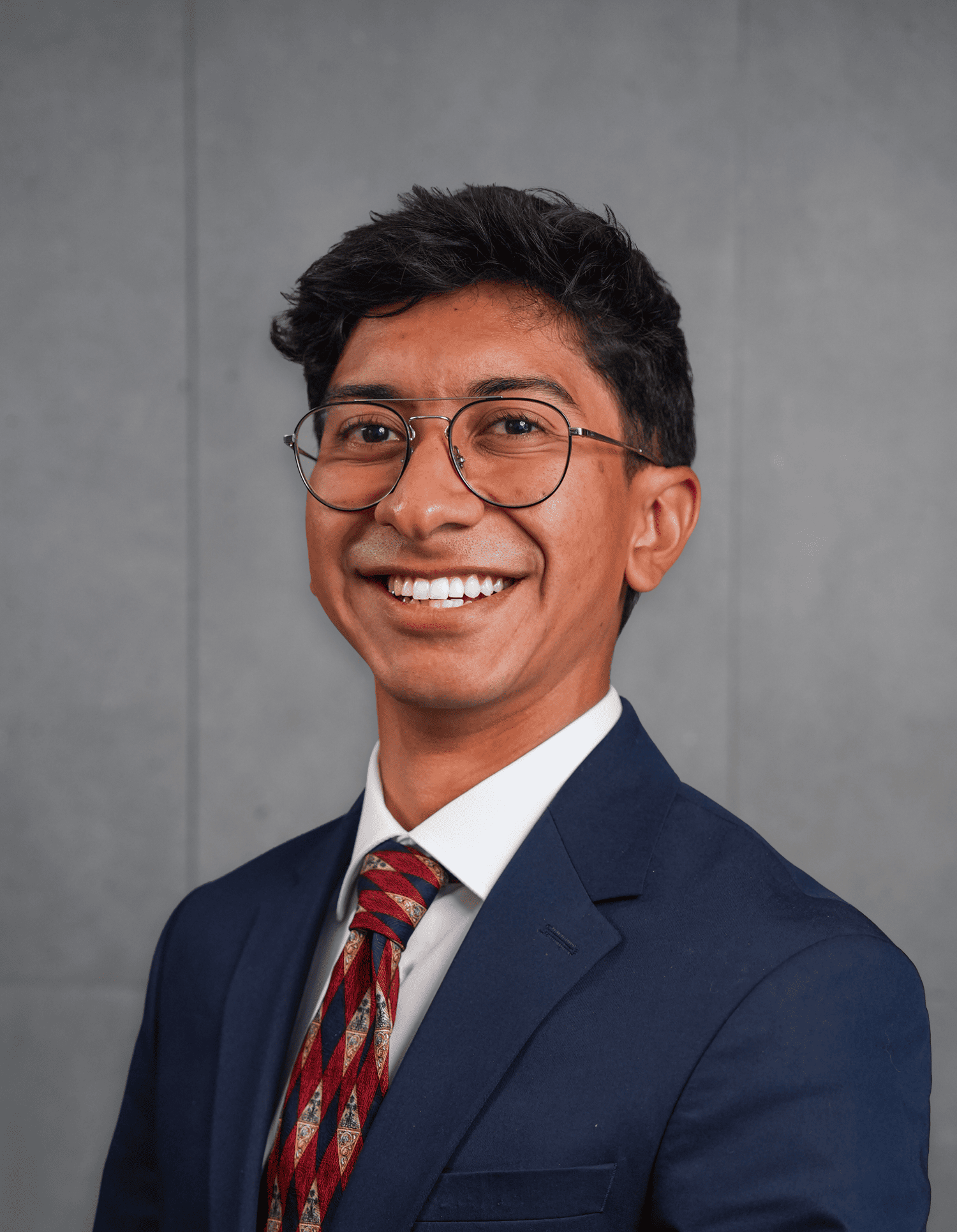 Headshot of Gabriel Solis - Research Analyst