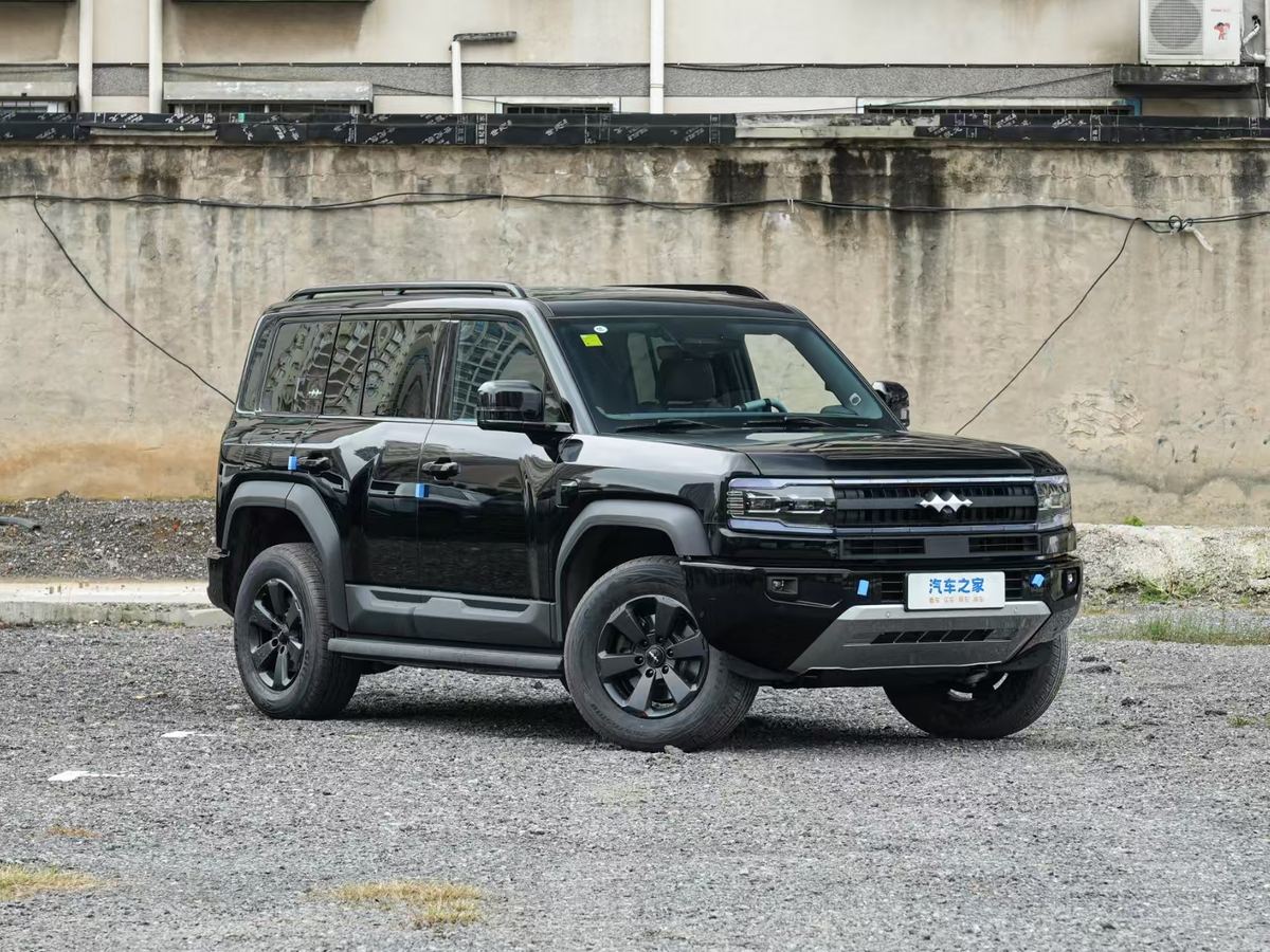 Fangchengbao Leopard 5 2025 — DM-o PHEV 210 km · 660 ch · Édition Tianshen Ultra