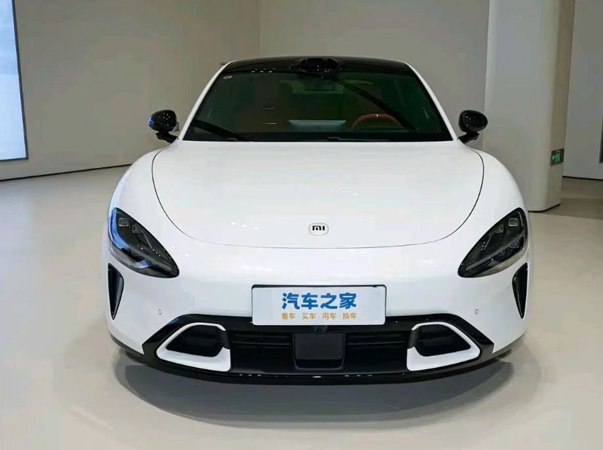 Xiaomi SU7 · BEV · 235 kW / 320 ch · 720 km CLTC