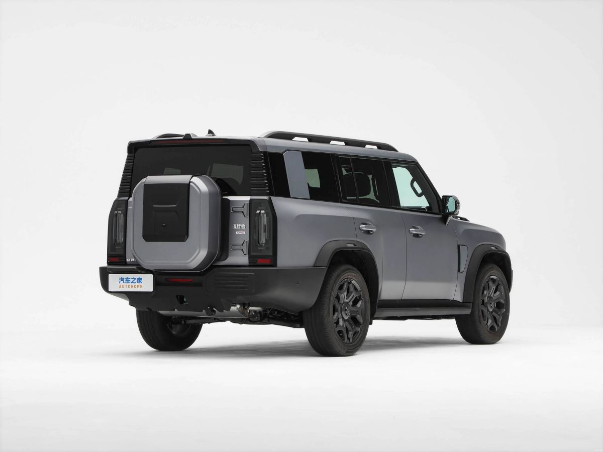 Jetour TRAVELER T2 — 5 Places