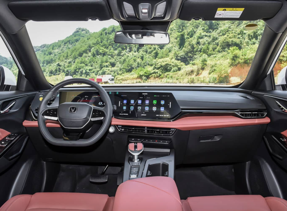 Changan X5 Plus 2026 — 1.5T 192 ch · 7DCT · Édition Surpass PRO · Beyond
