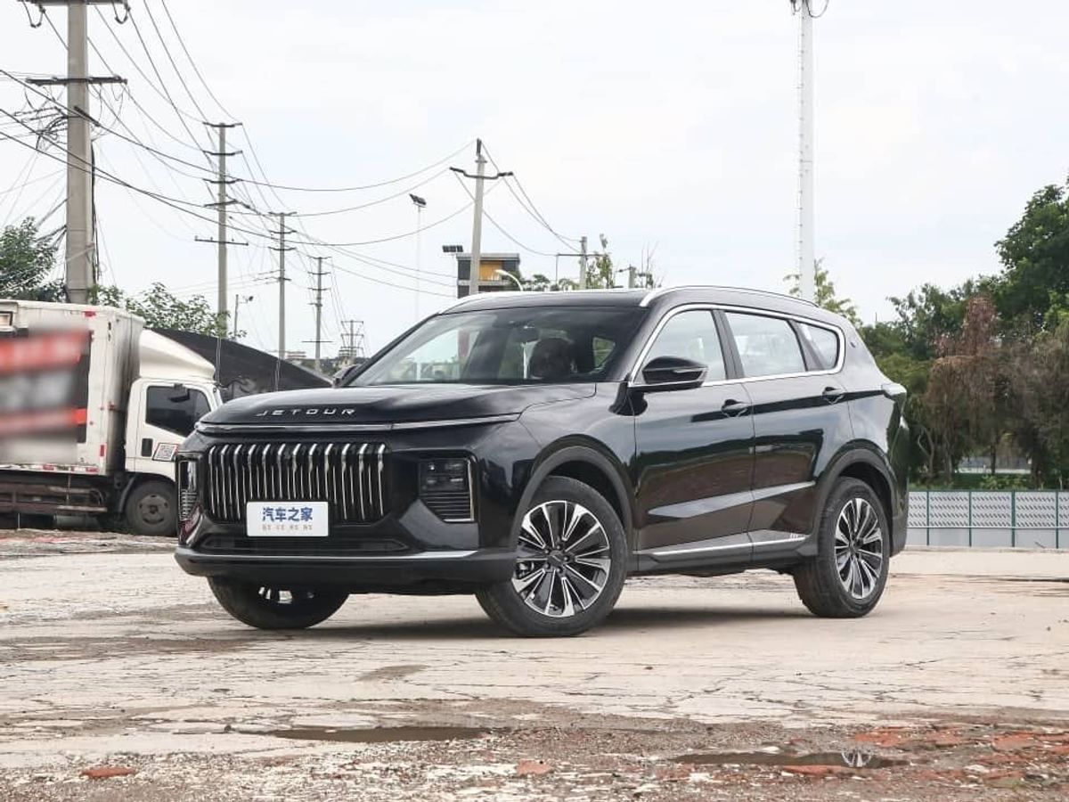 Jetour X70 PLUS — 7 Places