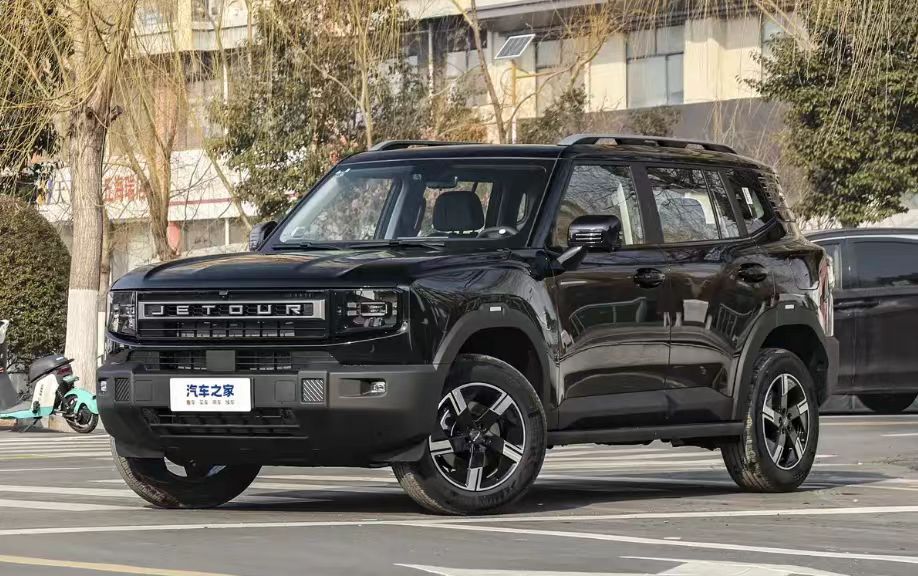 Jetour X70 SUV familial chinois bien entretenu, prêt pour la revente en Afrique de l'Ouest