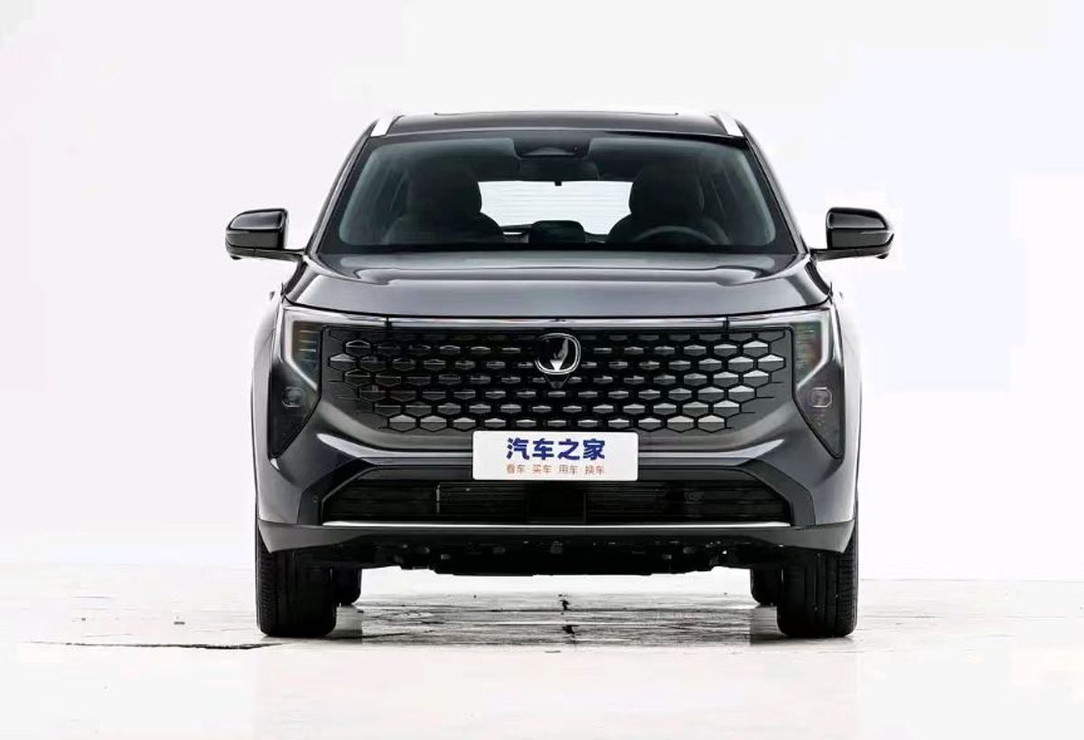 Changan CS55 PLUS PRESTIGE