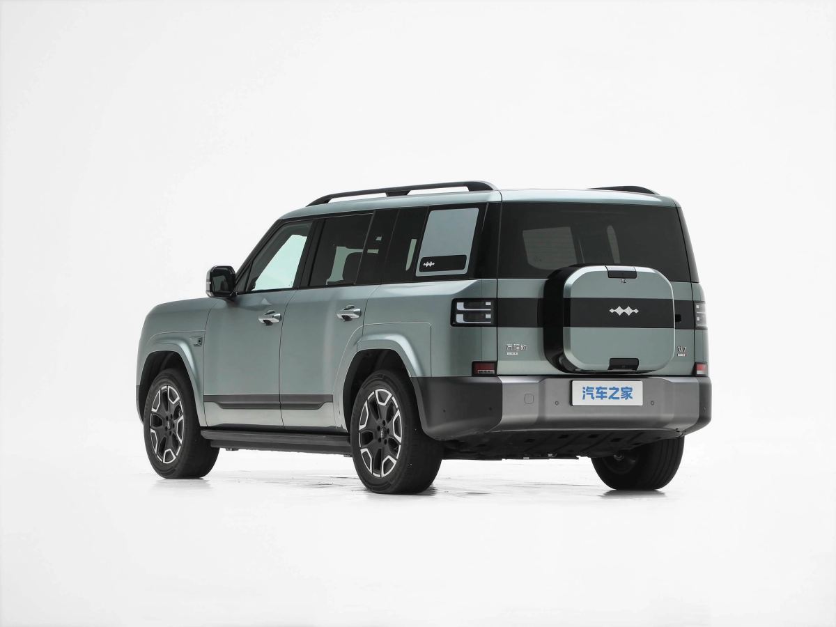 BYD TITANIUM 7