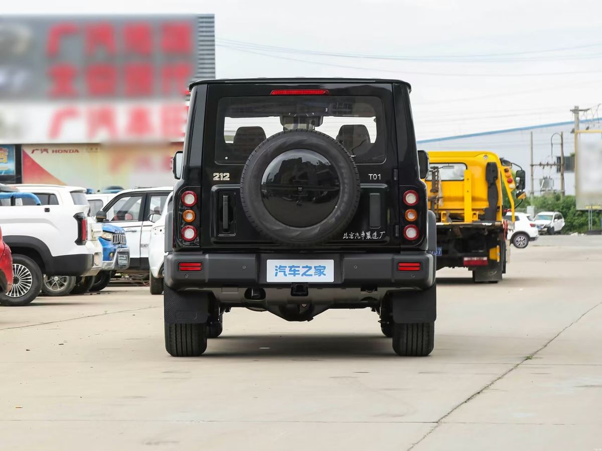 BAIC 212 T01 2026 — 2.0T 252 ch · 8AT · 4x4 · Édition Mechanic
