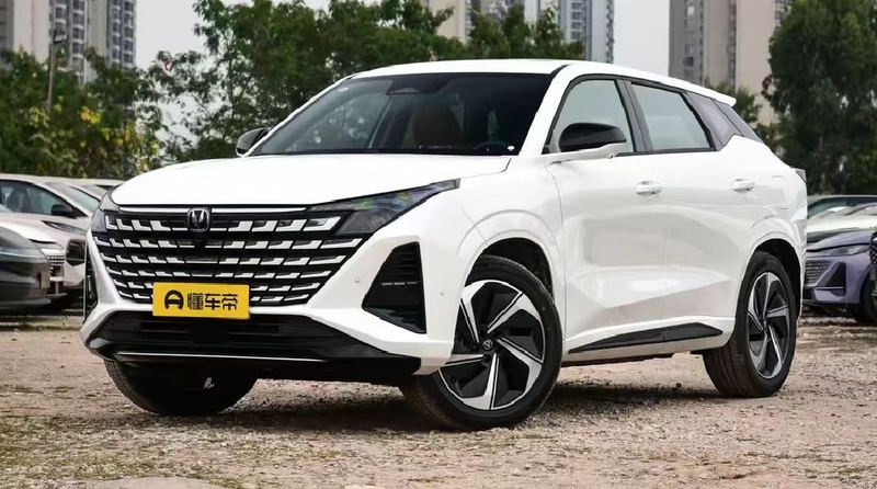 Changan UNI-Z PHEV 2026 — 130 km · Édition Vaisseau